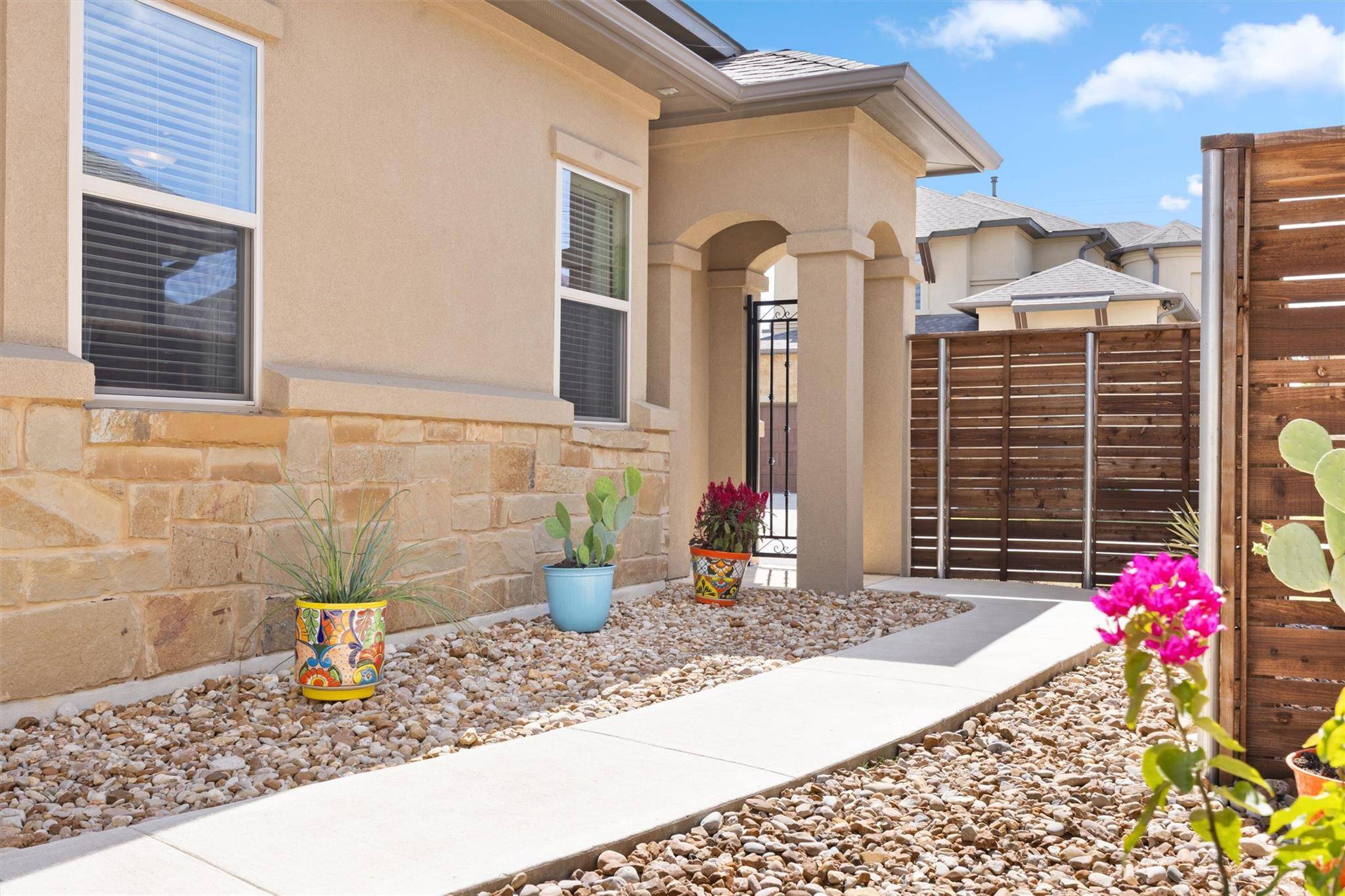 Georgetown, TX 78628,905 Indian Hawthorne DR #G
