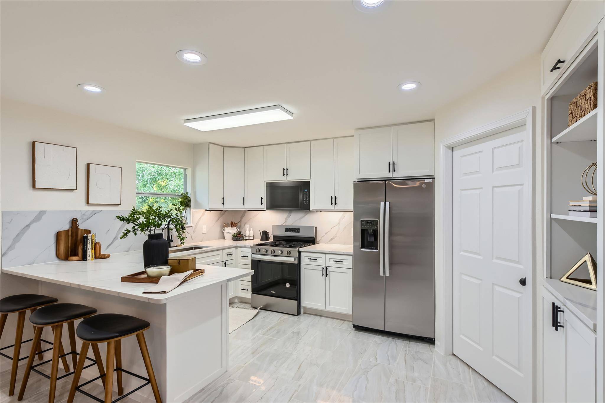 Austin, TX 78744,5403 Village LN