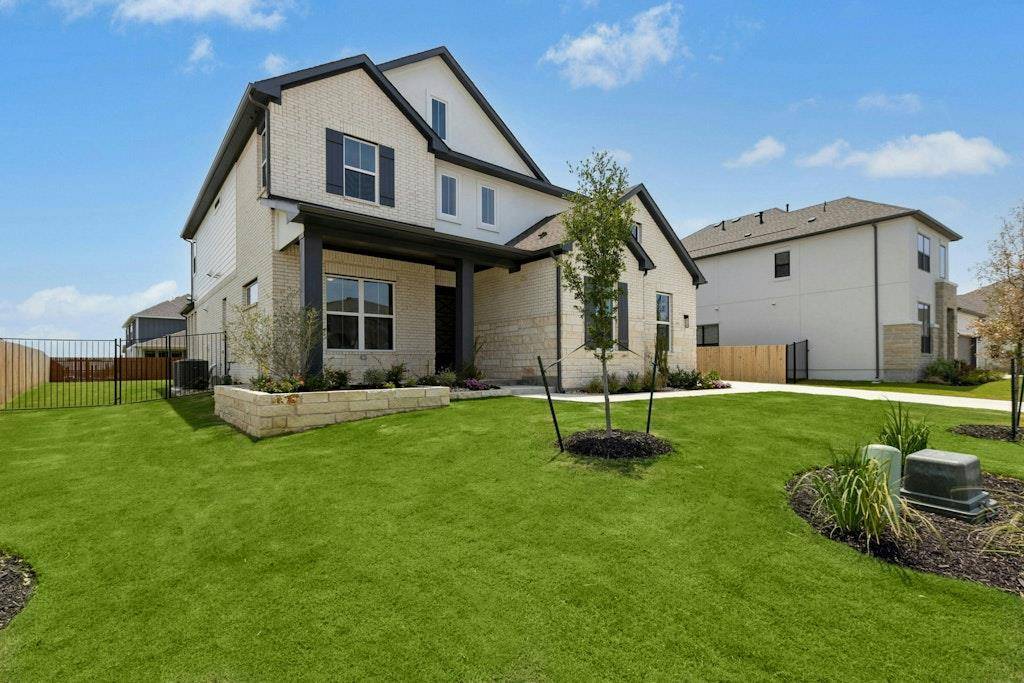Liberty Hill, TX 78642,220 Reata Ridge LOOP