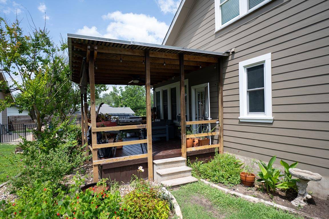 Pflugerville, TX 78660,610 E Pfluger St