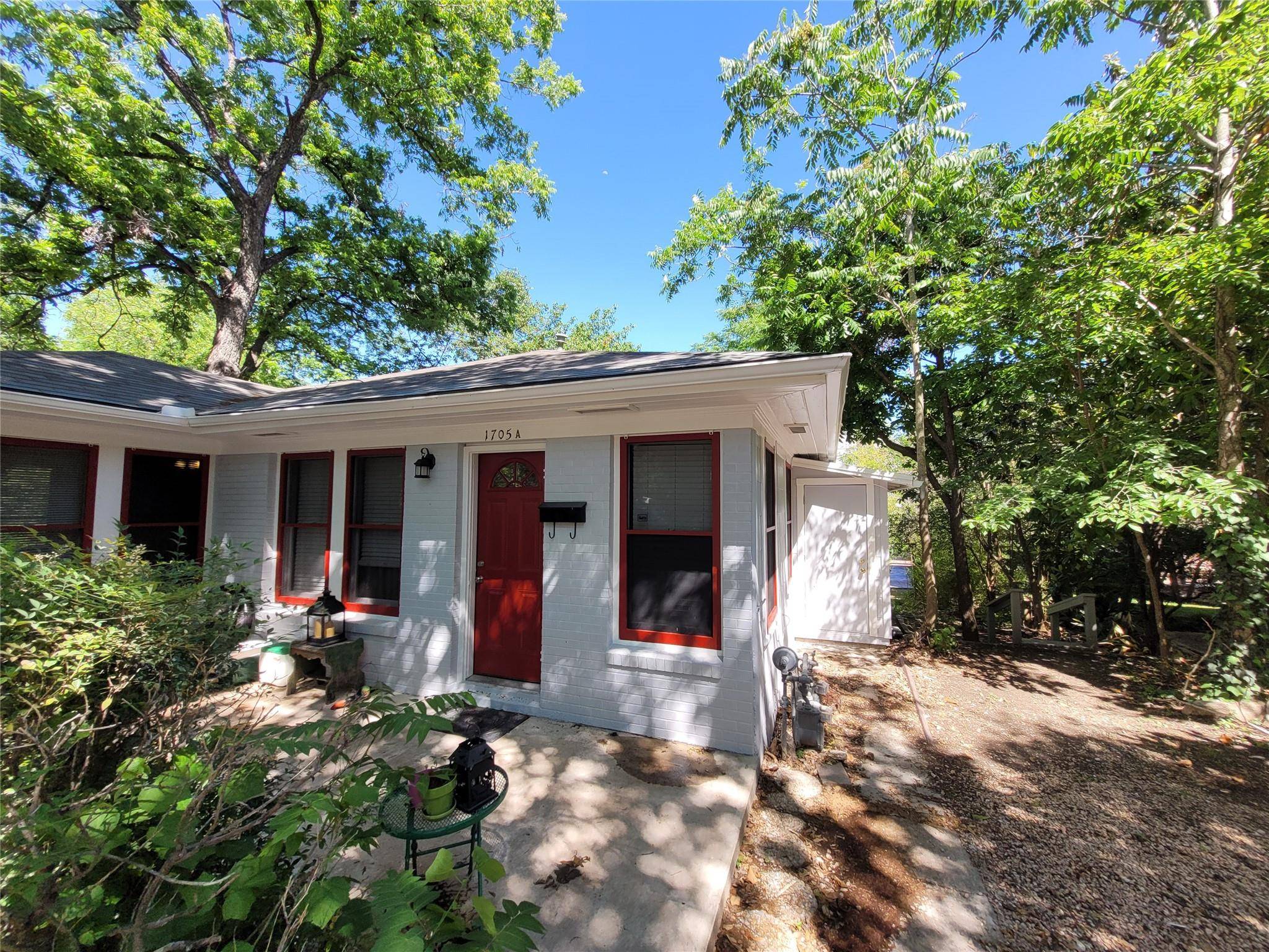 Austin, TX 78701,1705 West Ave #A