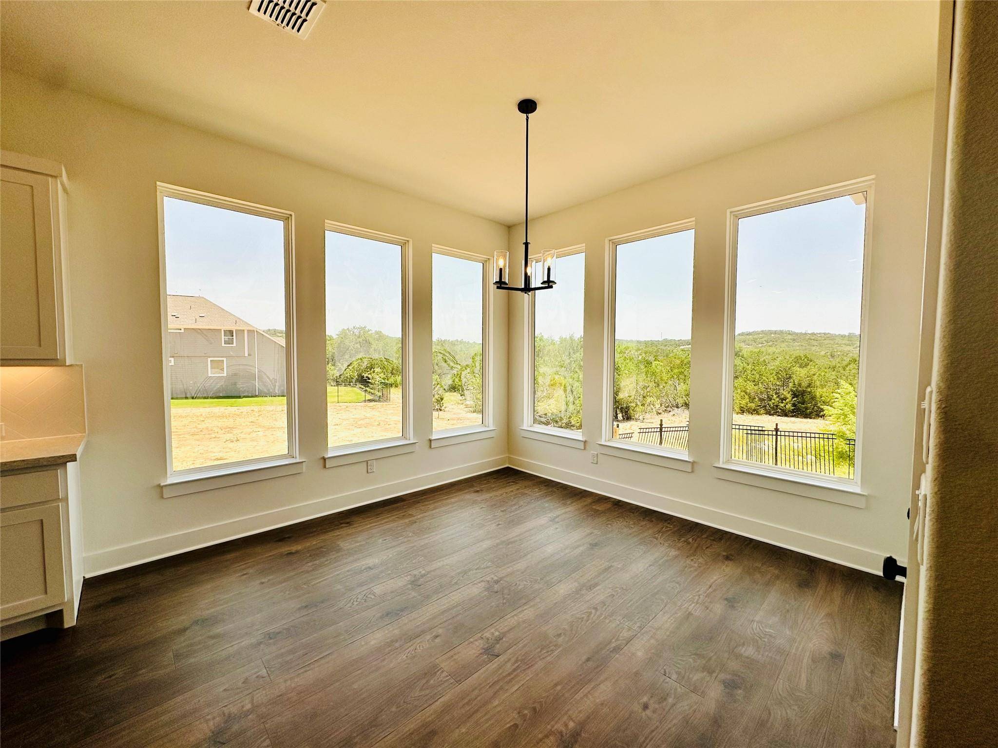 Dripping Springs, TX 78620,1647 Headwaters BLVD