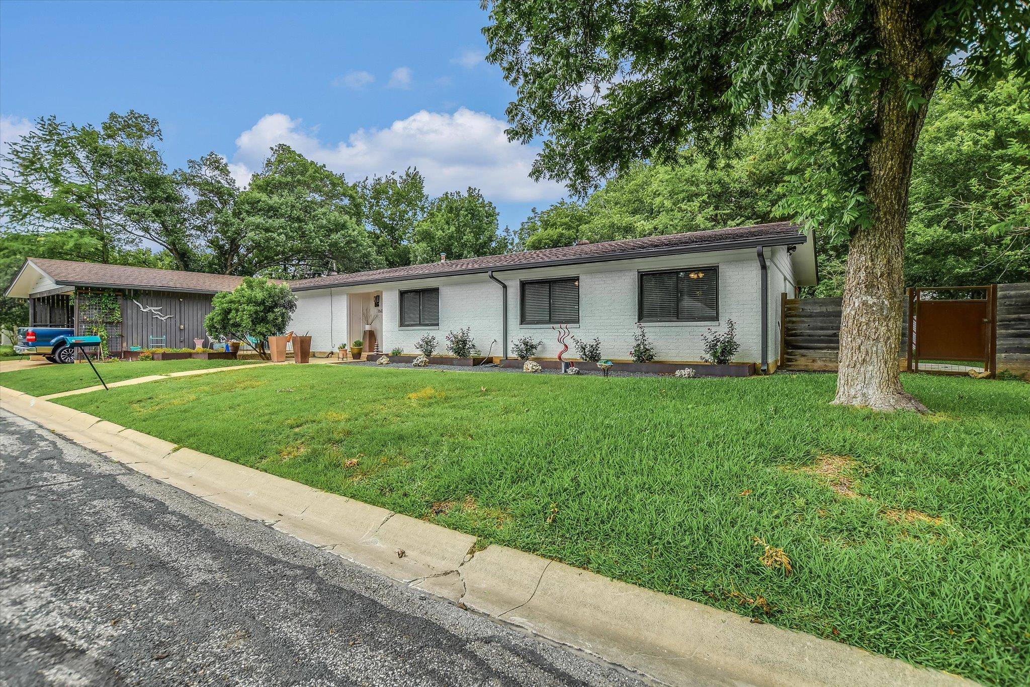 Georgetown, TX 78626,1601 E 19th ST