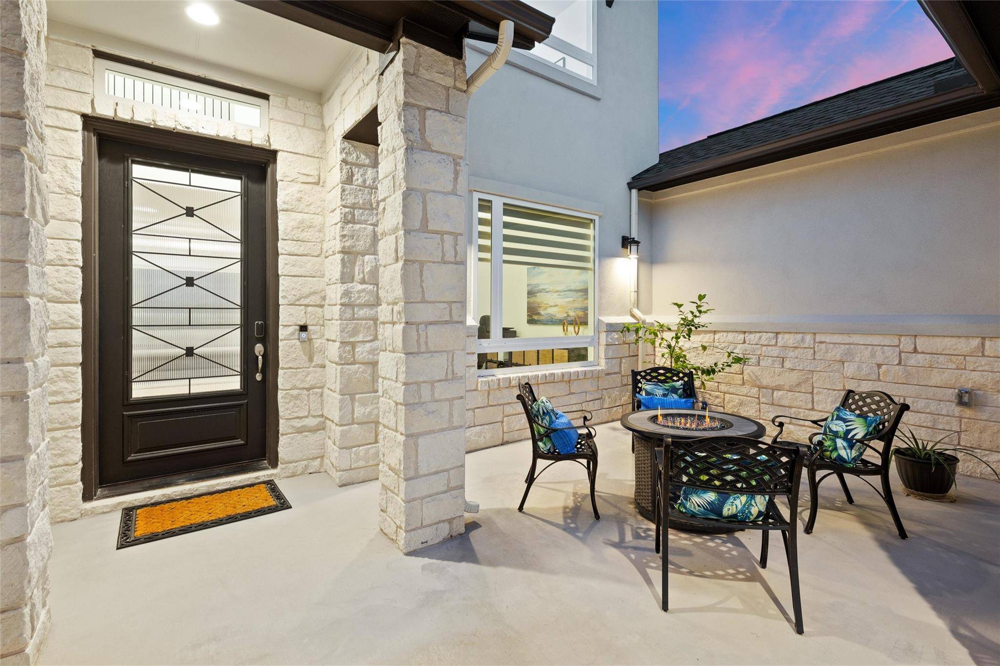 Dripping Springs, TX 78620,207 White Rock CT