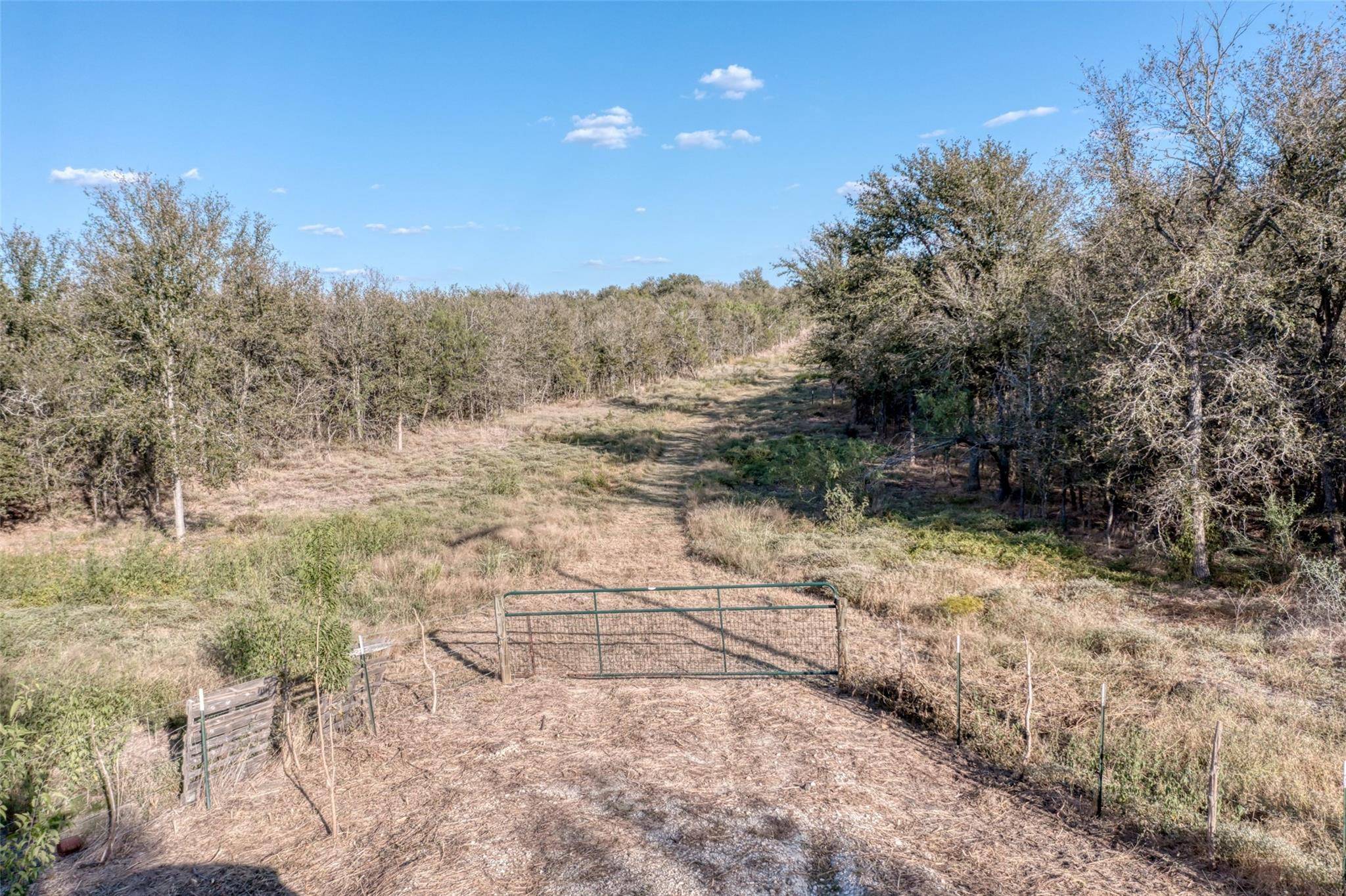 Del Valle, TX 78617,7325 Wolf LN