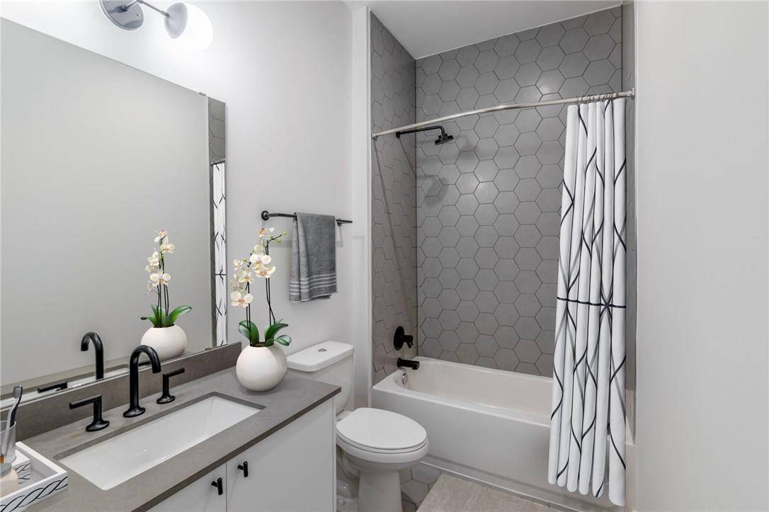 Austin, TX 78702,800 Embassy DR #407