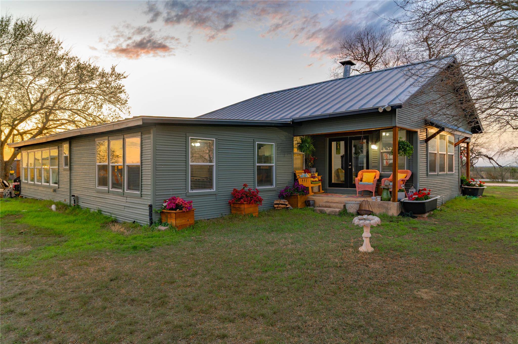 Seguin, TX 78155,7150 Linne RD