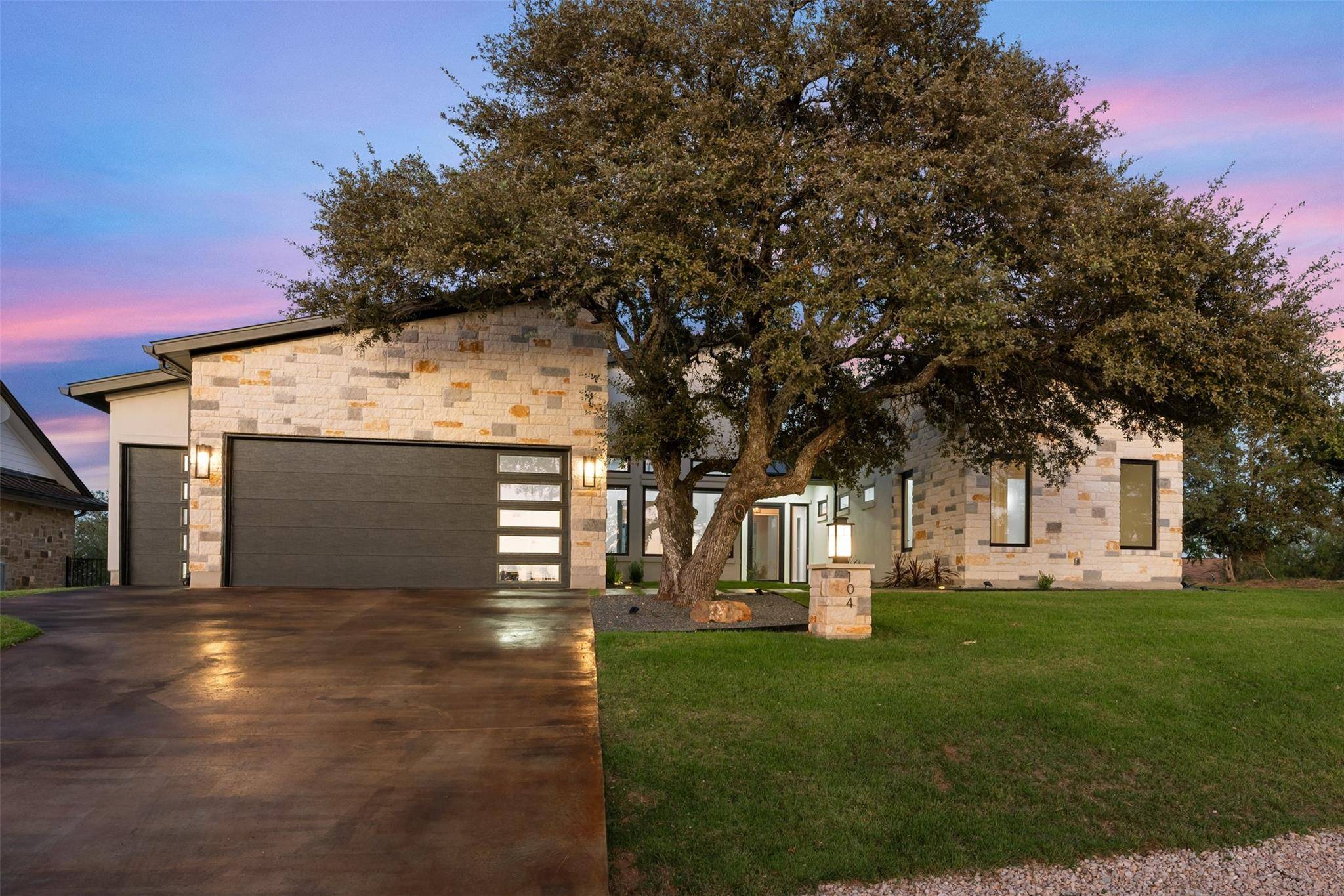 Horseshoe Bay, TX 78657,104 Cactus CYN