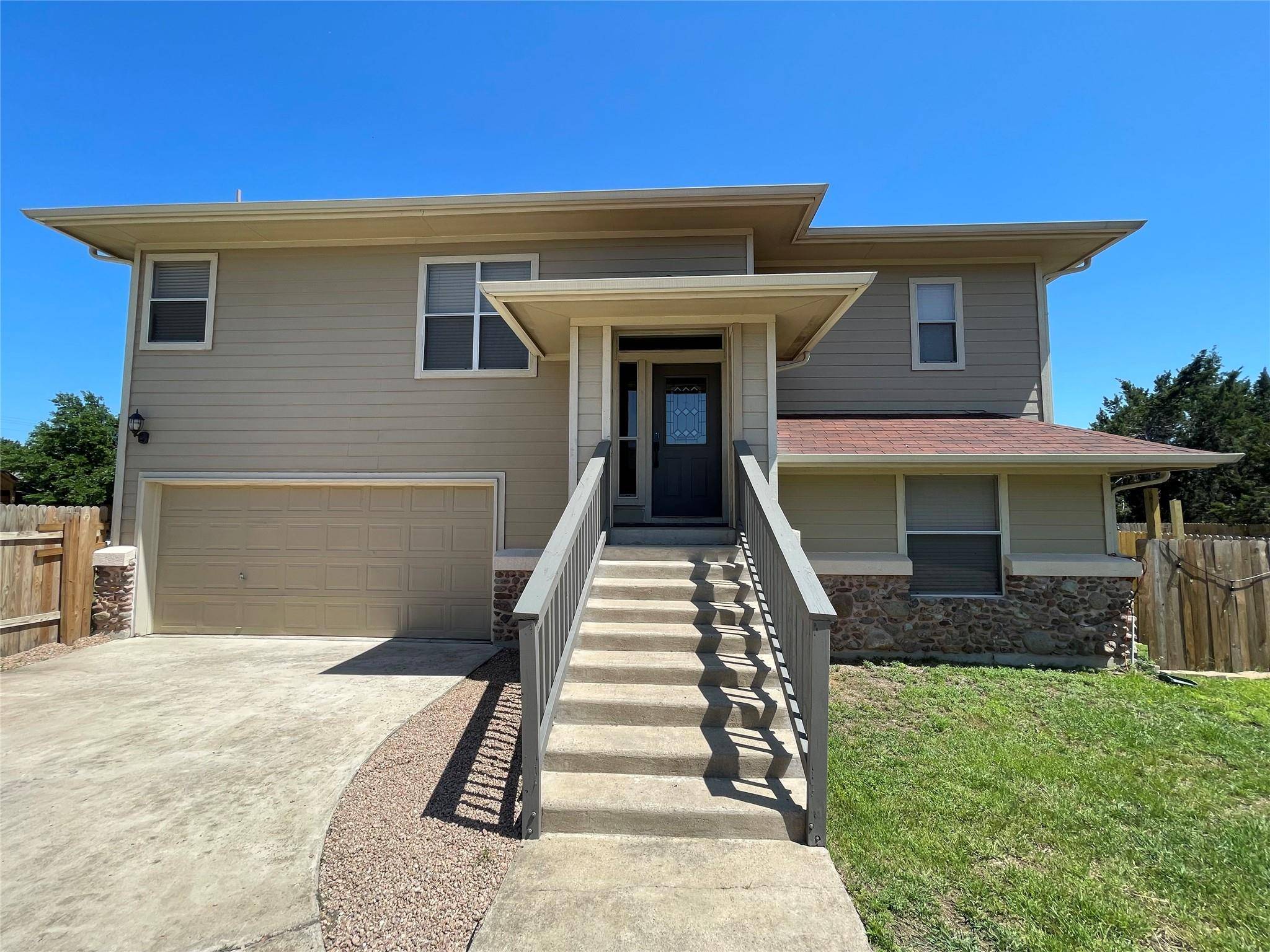 Point Venture, TX 78645,404 Buckhorn DR