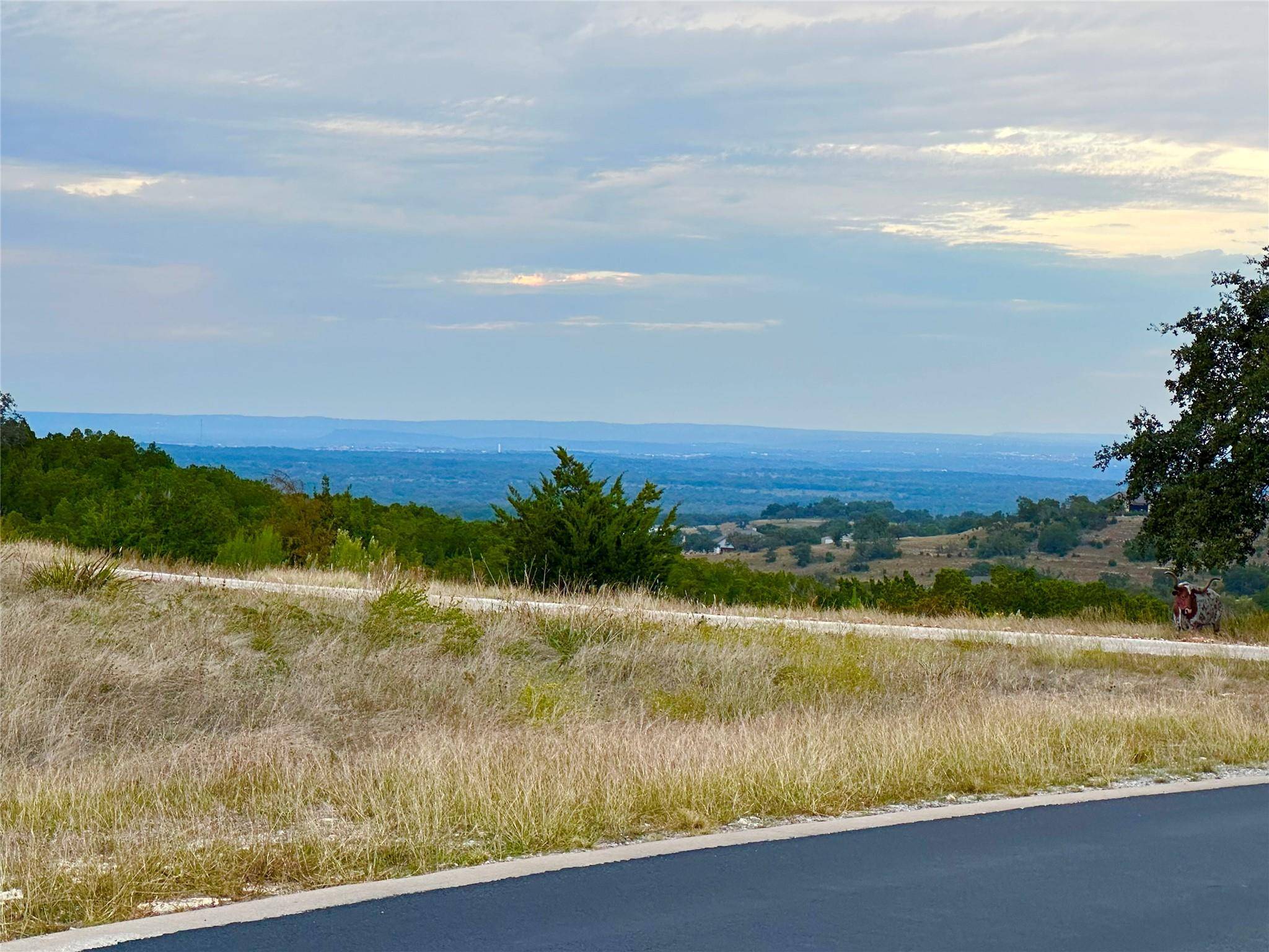 Spicewood, TX 78654,284 Cedar Mountain DR