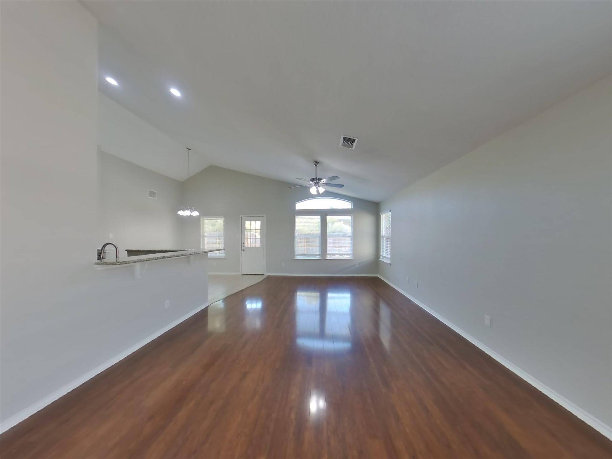 Jarrell, TX 76537,347 Foster LN