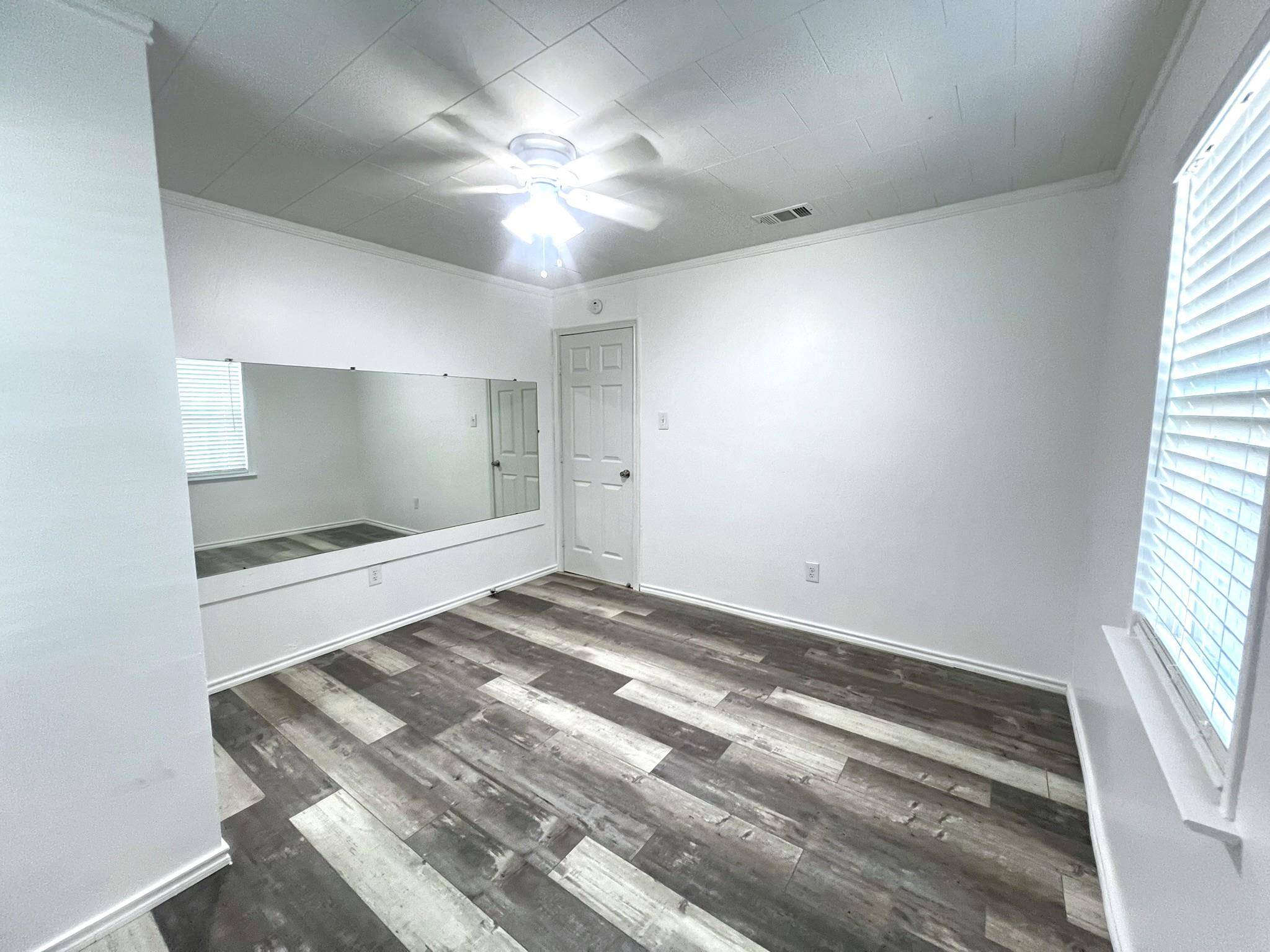Taylor, TX 76574,409 Oscar ST