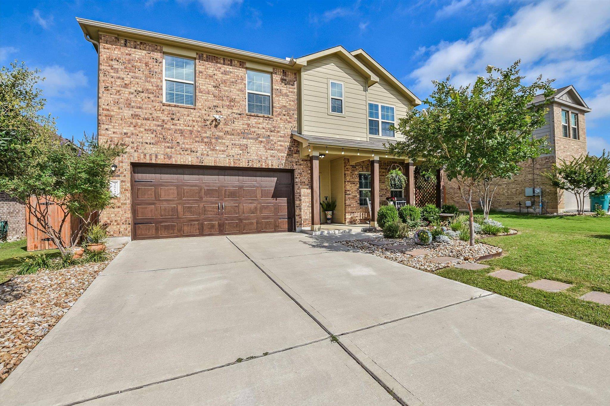 Buda, TX 78610,272 Adoquin TRL