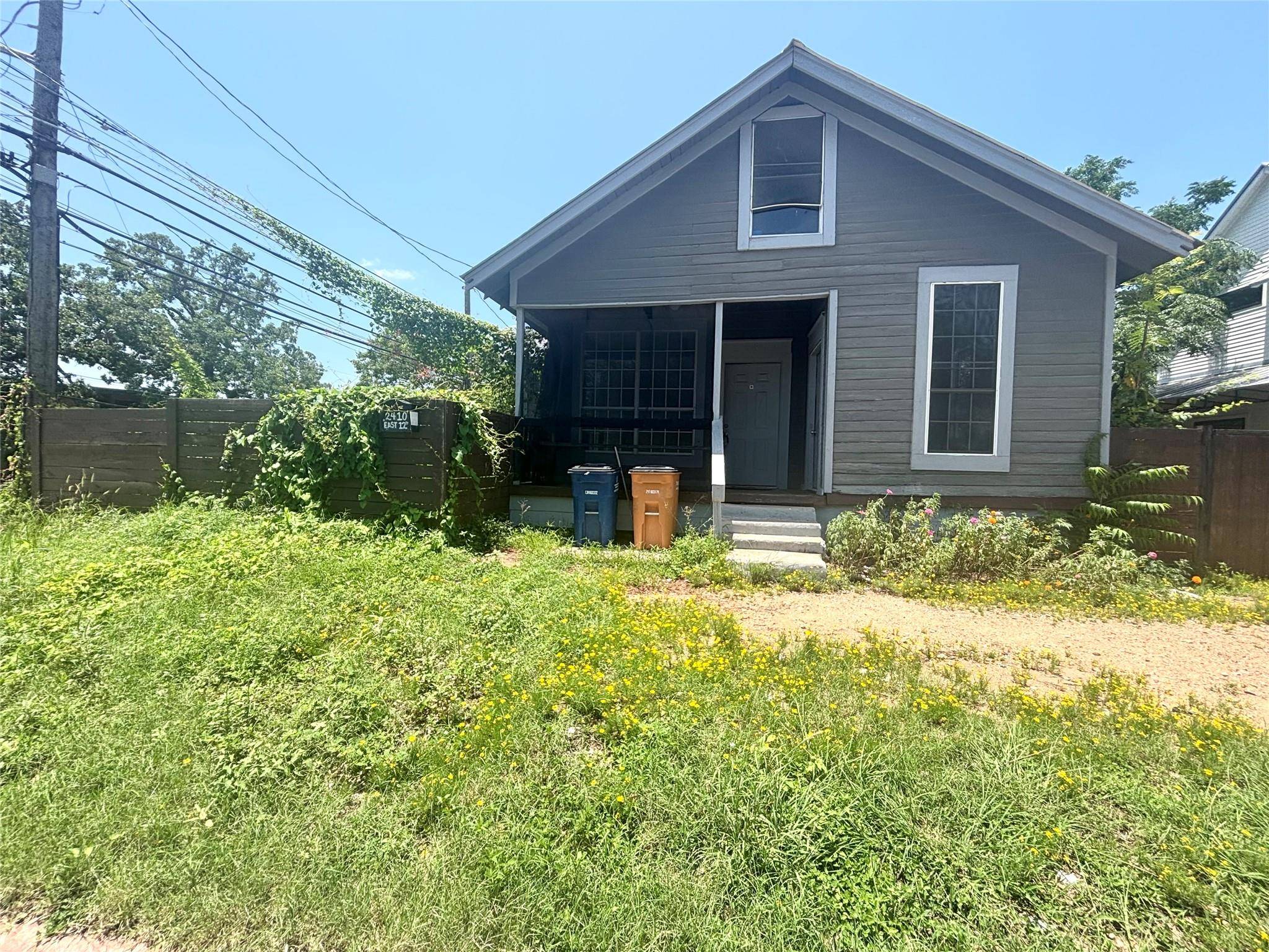 Austin, TX 78702,2410 E 12th ST