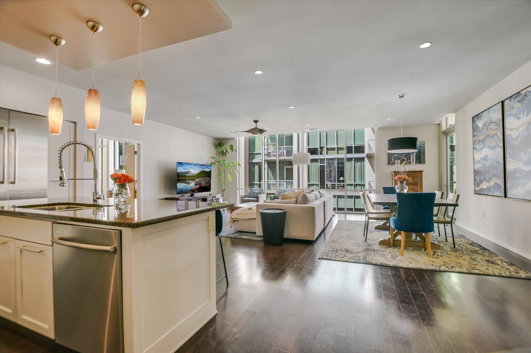 Austin, TX 78704,1600 Barton Springs RD #4401