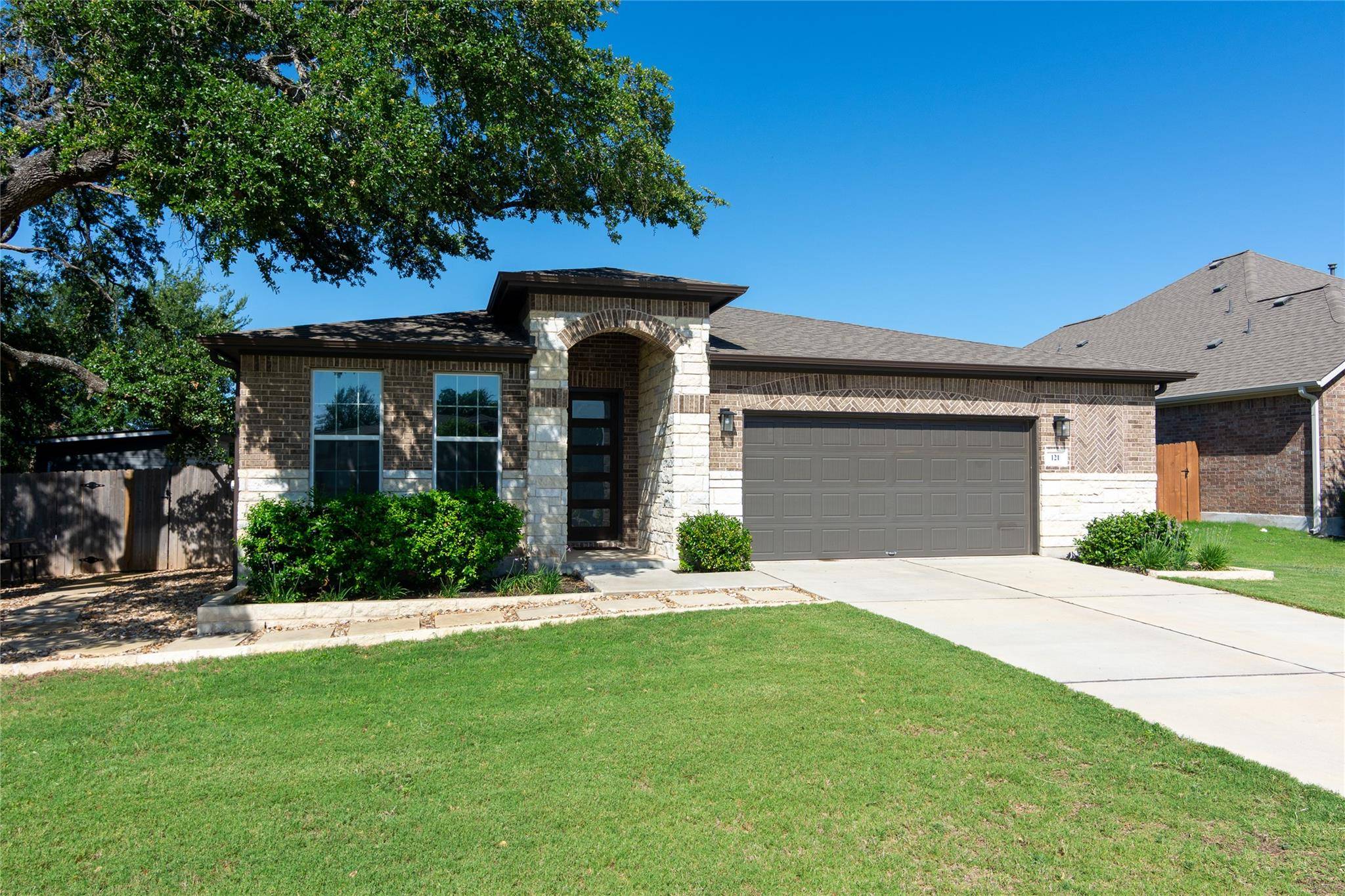 Cedar Park, TX 78613,121 Split Oak DR