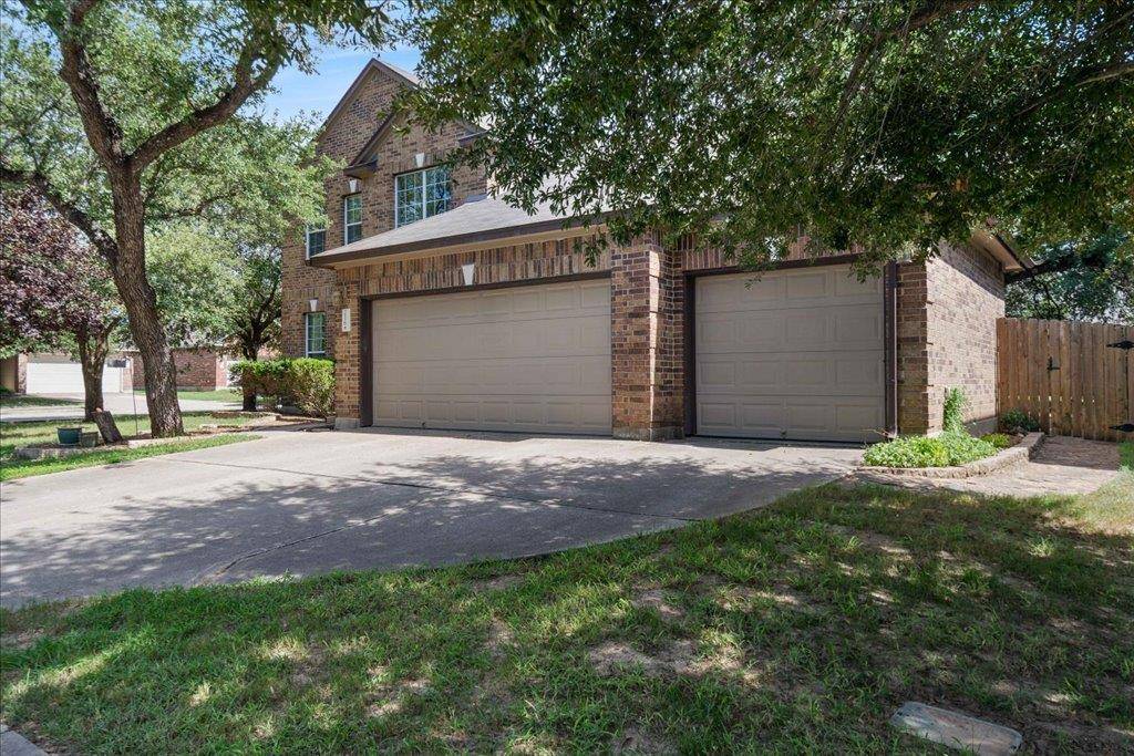 Buda, TX 78610,216 Lillie Robyn LN