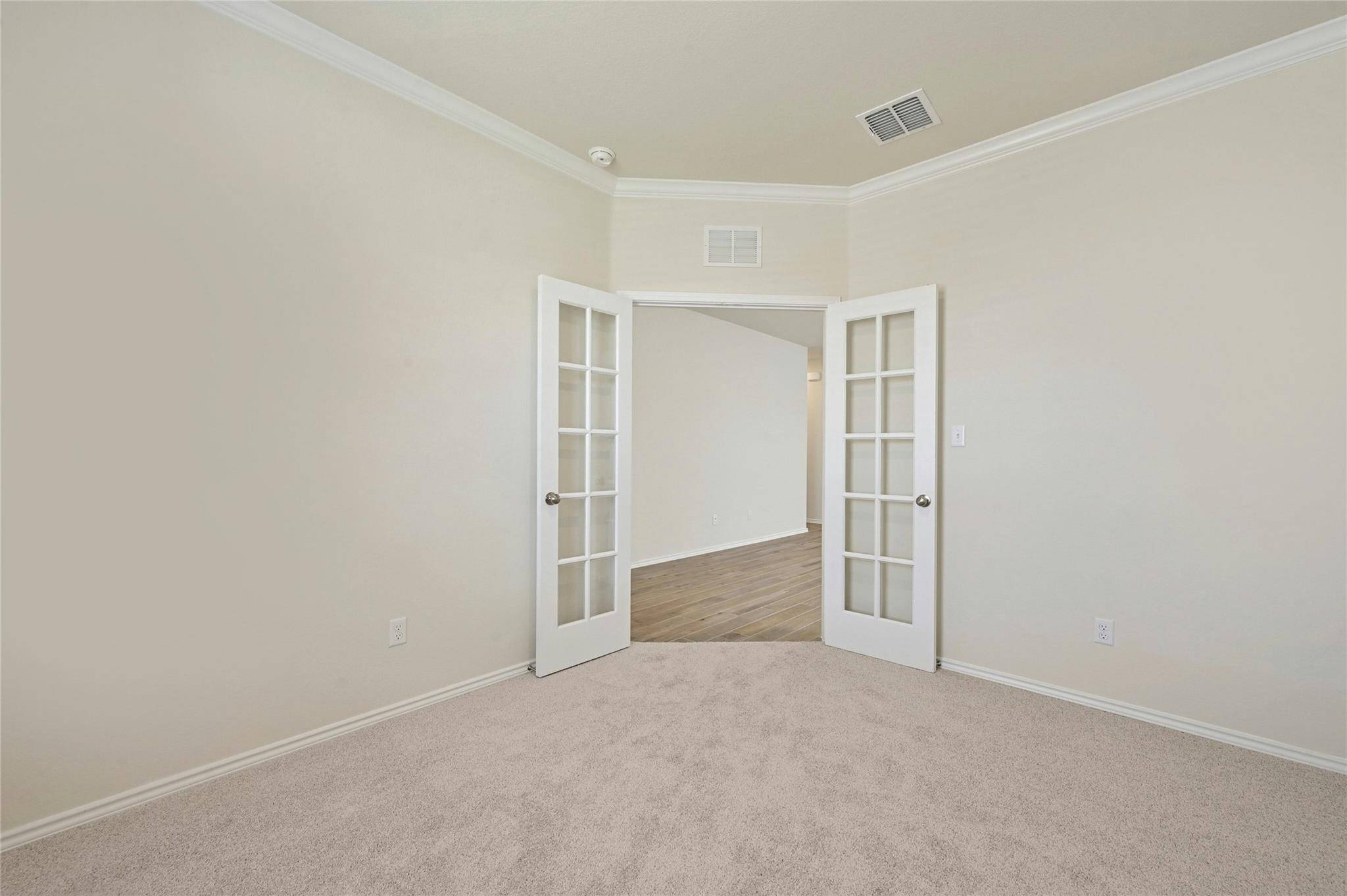 Buda, TX 78610,529 Tree Nut LOOP