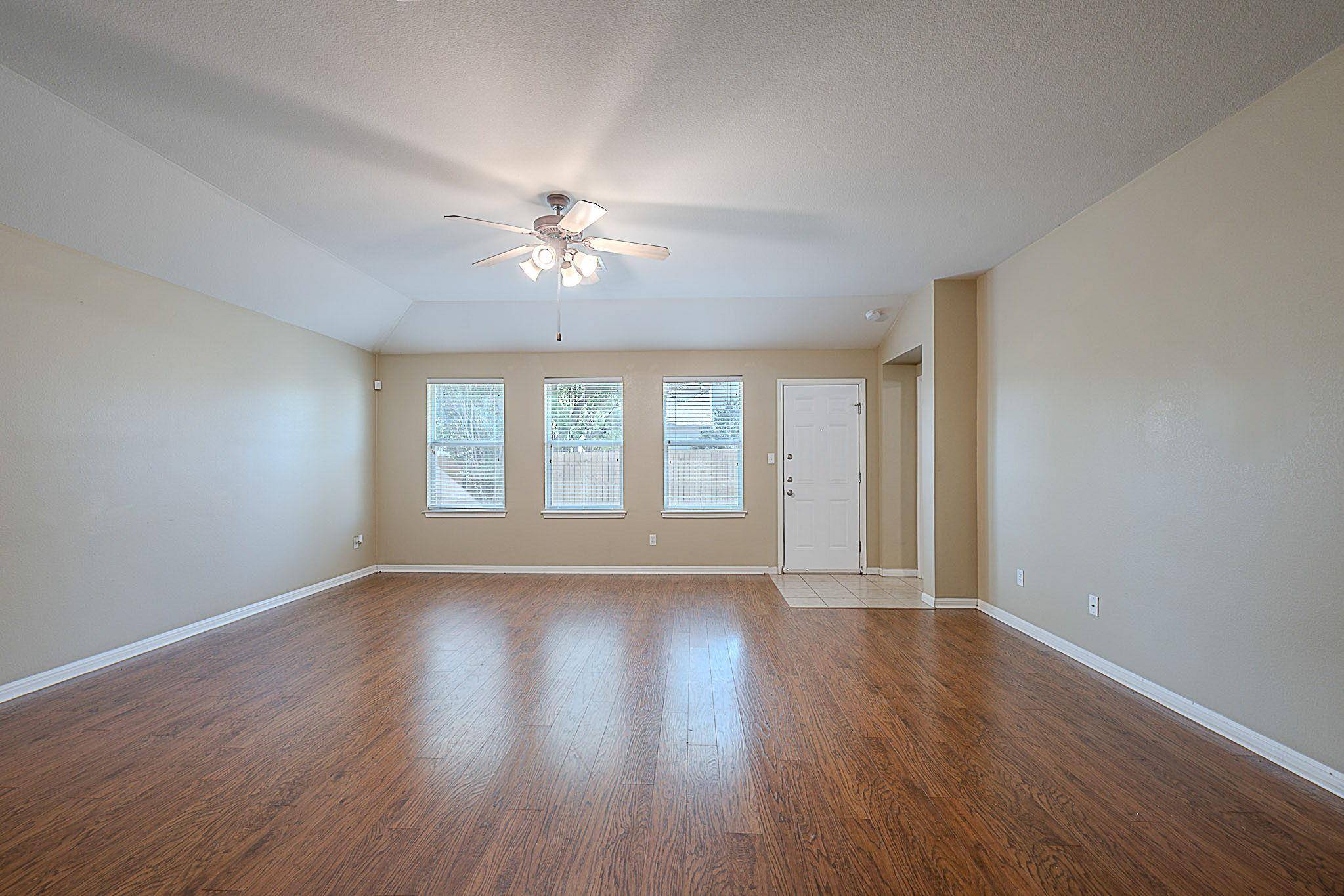 Georgetown, TX 78628,7725 Buckmeadow DR
