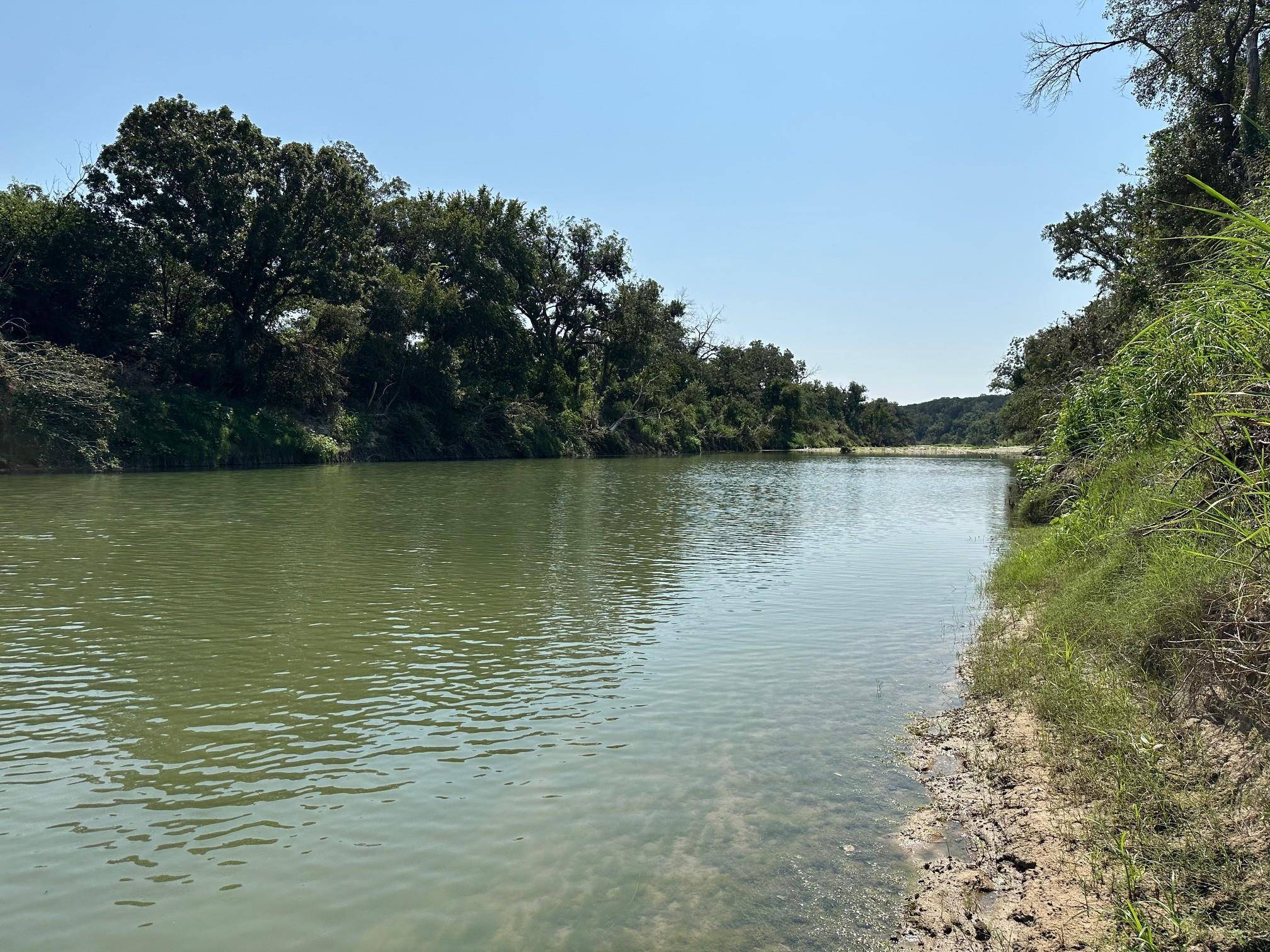 Kempner, TX 76539,105 Winding River RD