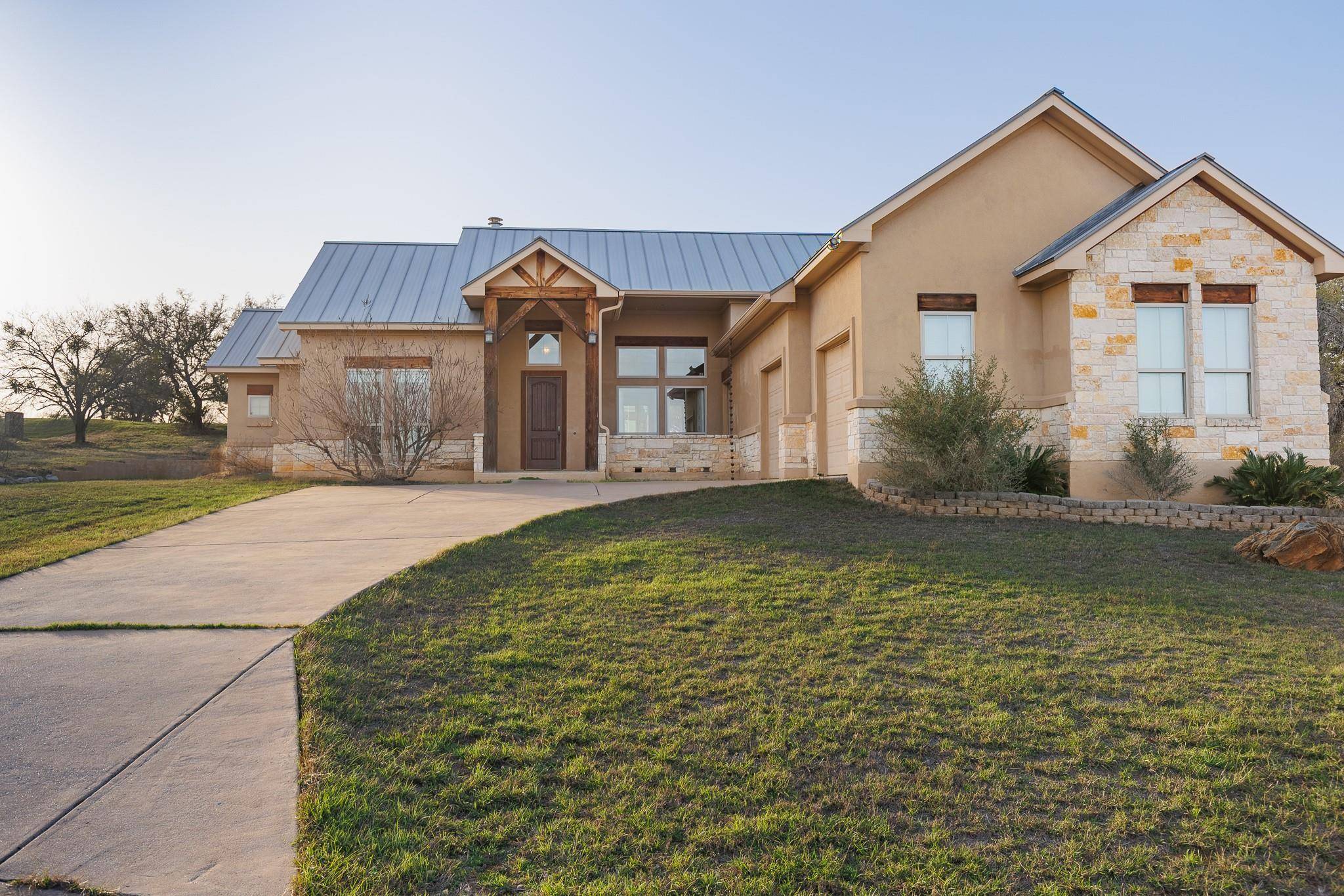 Horseshoe Bay, TX 78657,3206 Douglas DR