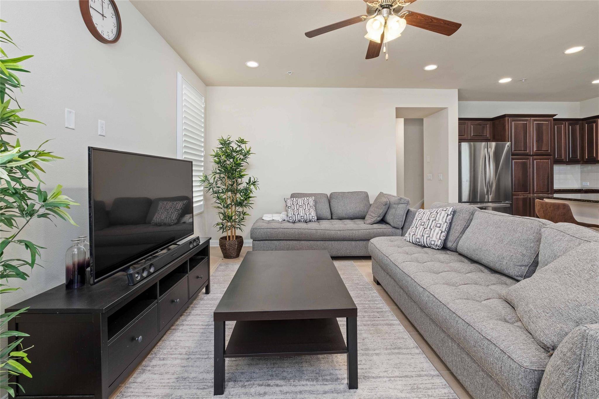 Austin, TX 78741,6814 E Riverside DR #31