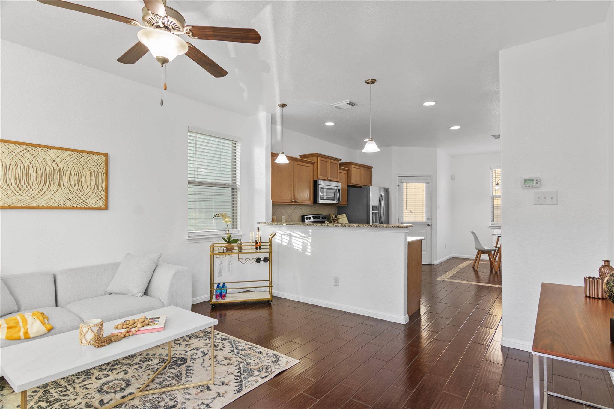 Austin, TX 78744,5805 Needle Nook CT