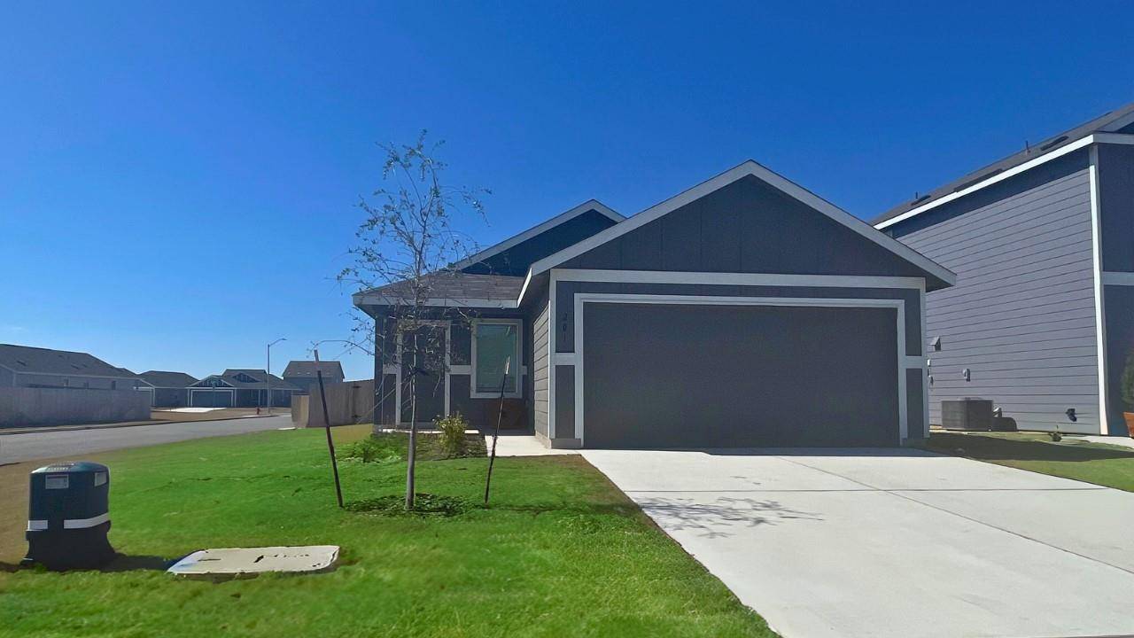 Jarrell, TX 76537,201 Hellcats WAY