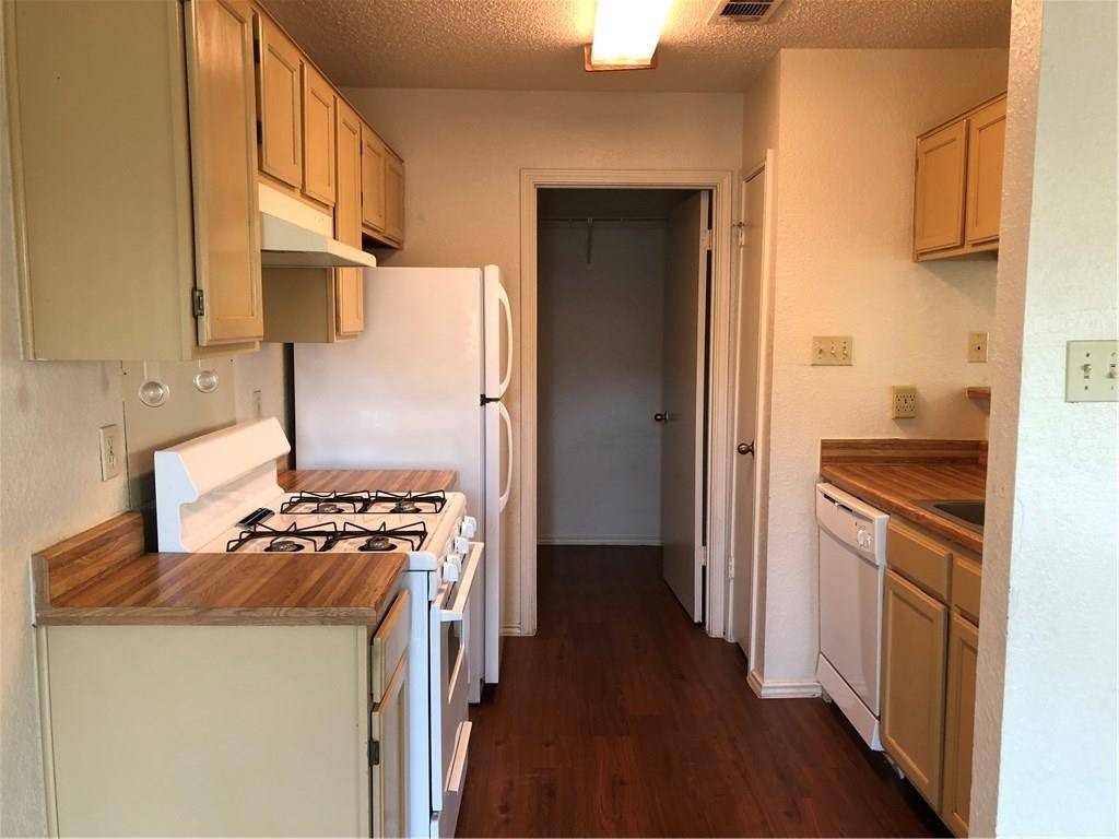 Pflugerville, TX 78660,16303 Edgemere DR