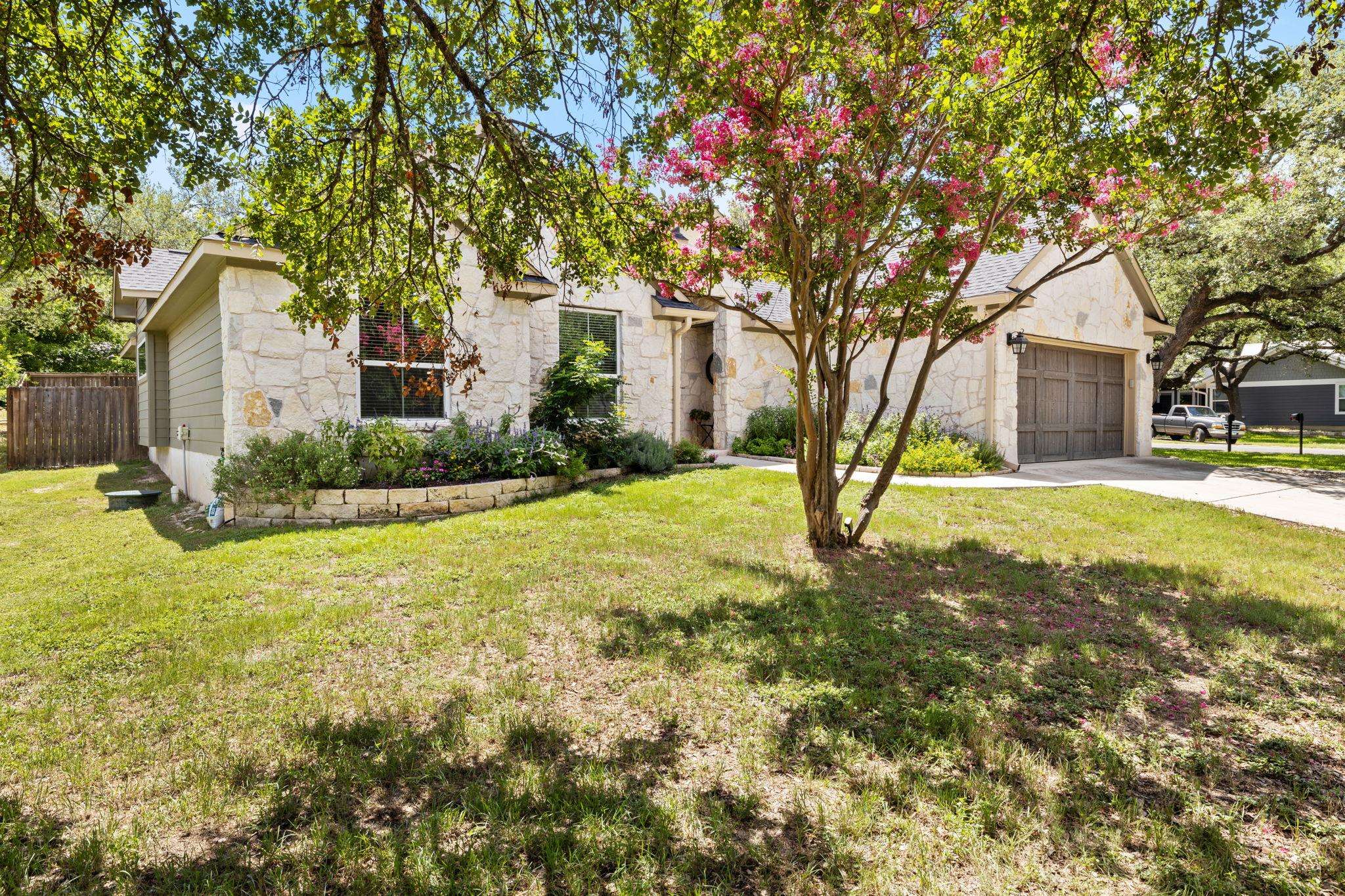 Wimberley, TX 78676,4 Country CT