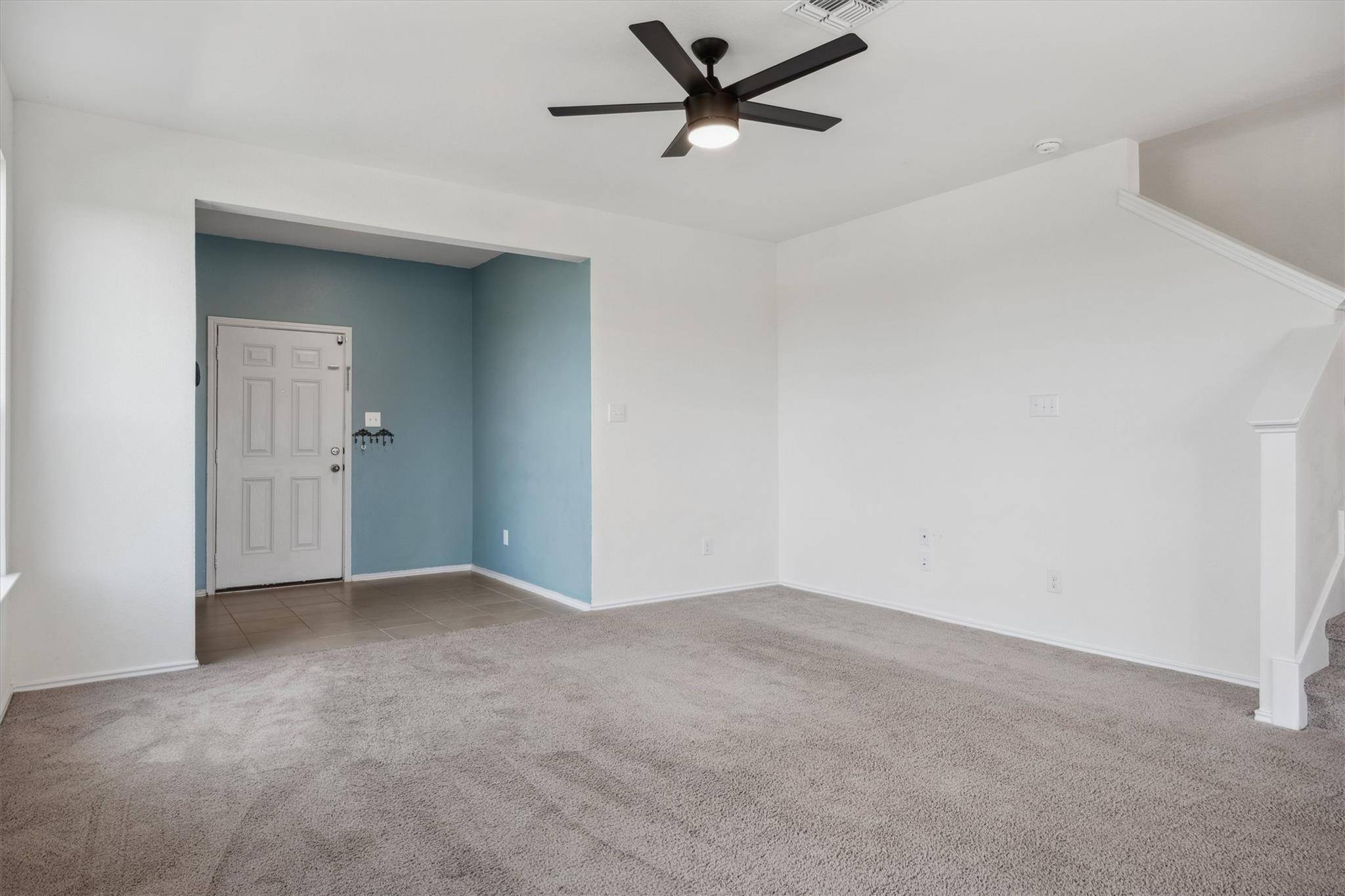 Jarrell, TX 76537,925 Yellow Ribbon CV