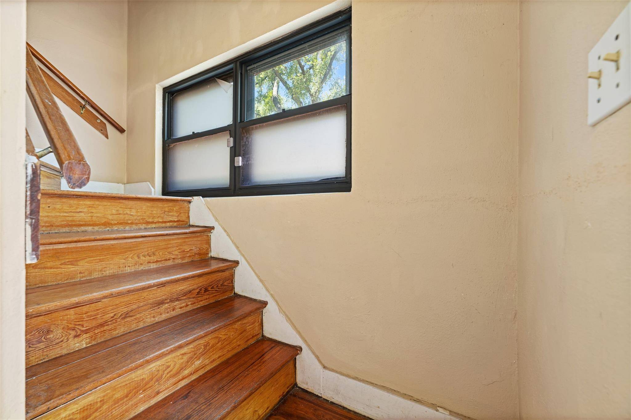 Austin, TX 78722,1401 Kirkwood RD #B