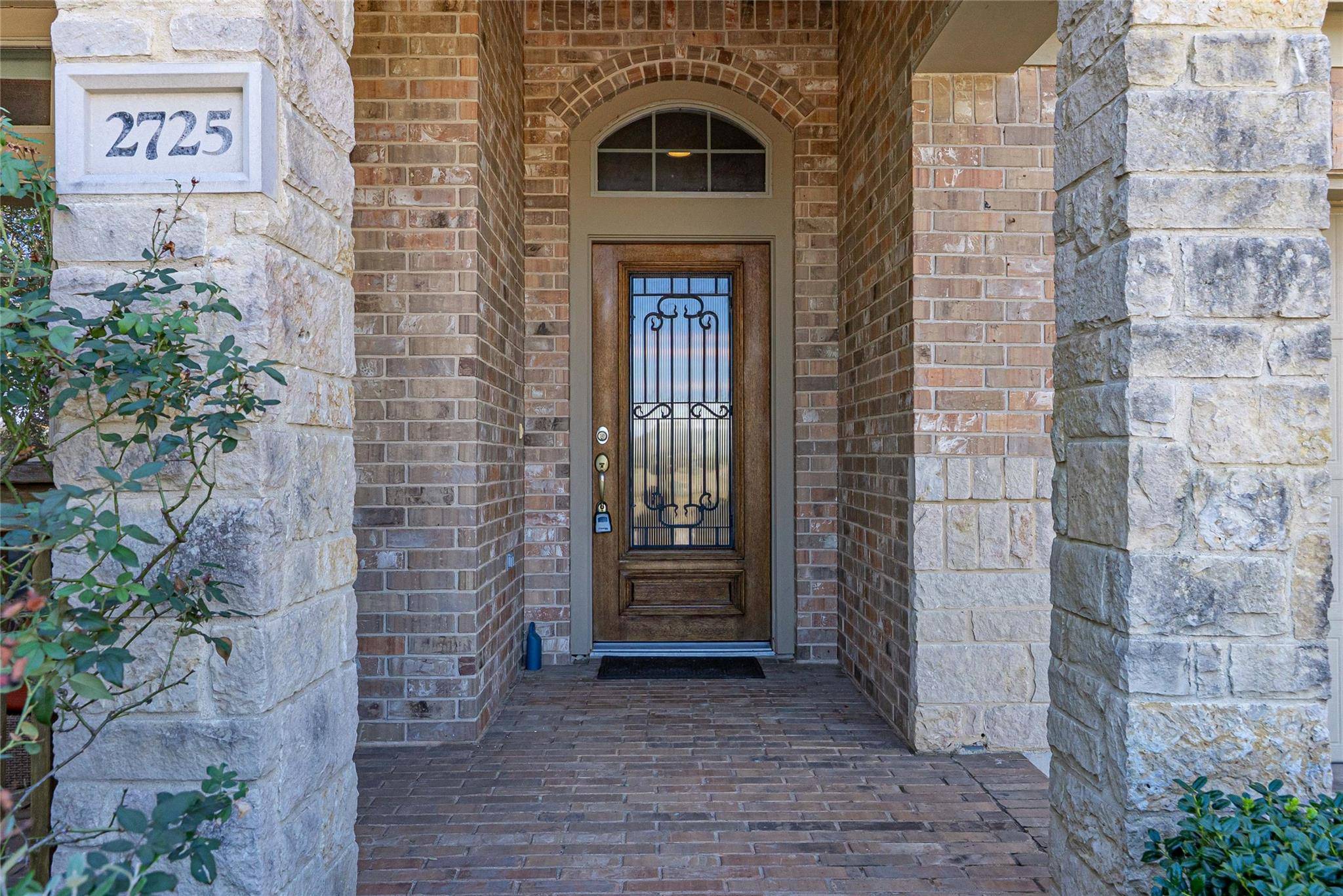 Leander, TX 78641,2725 Highland TRL