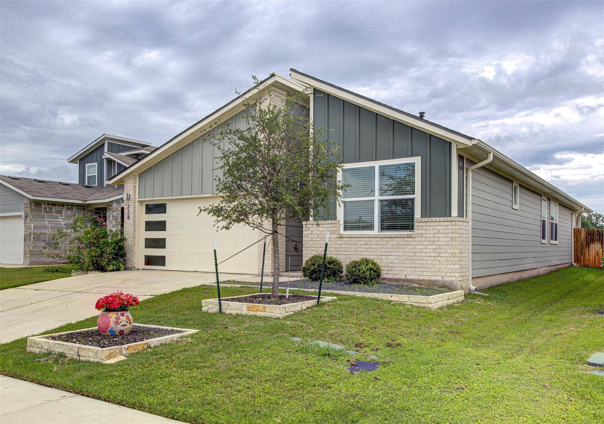 Leander, TX 78641,228 Tequilana PASS