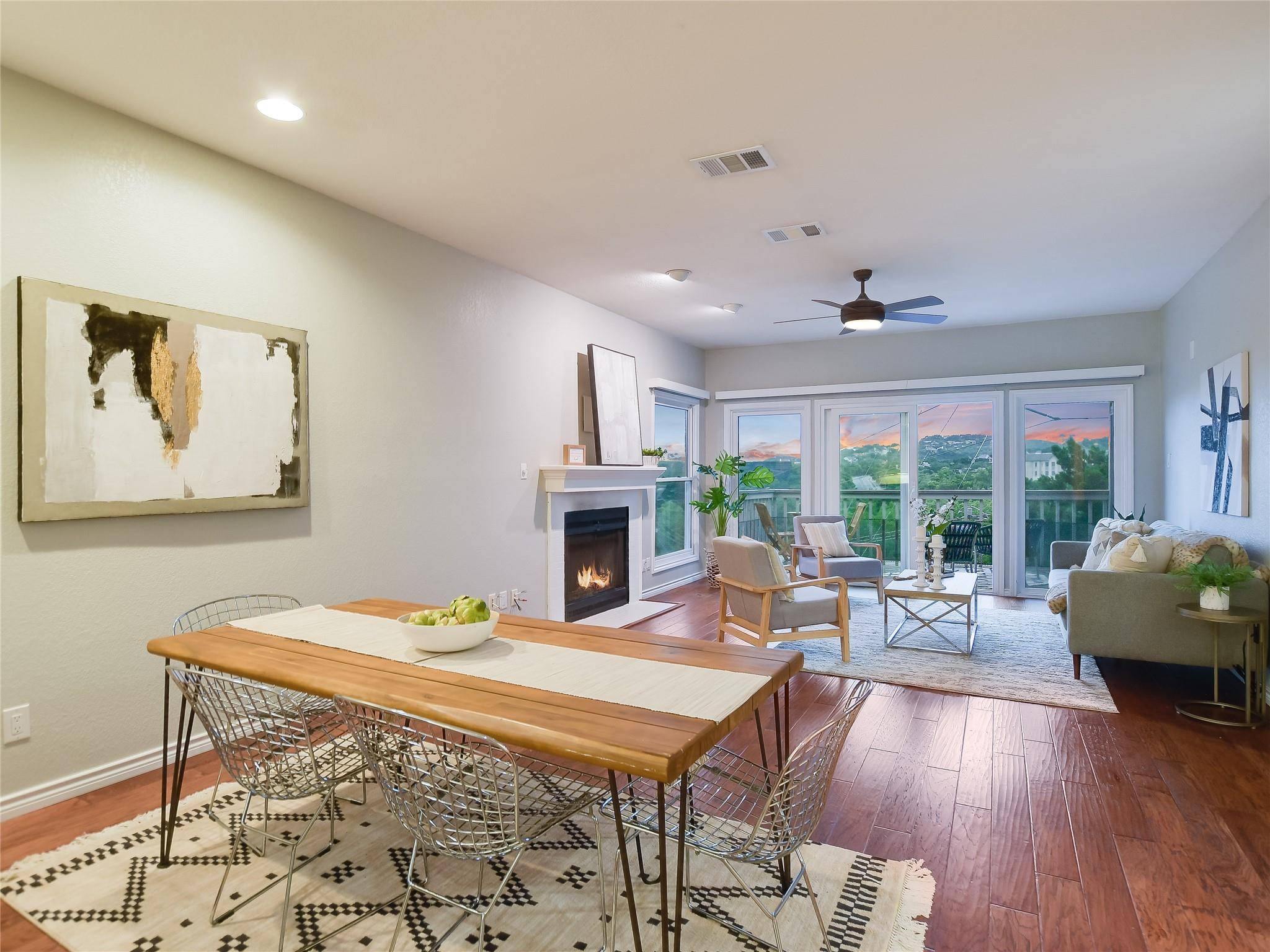 Austin, TX 78731,5603 Oakwood CV #232