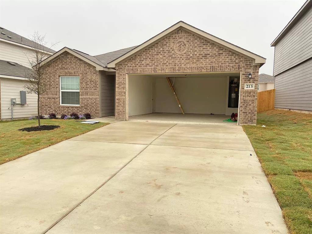 Jarrell, TX 76537,213 Allington CIR