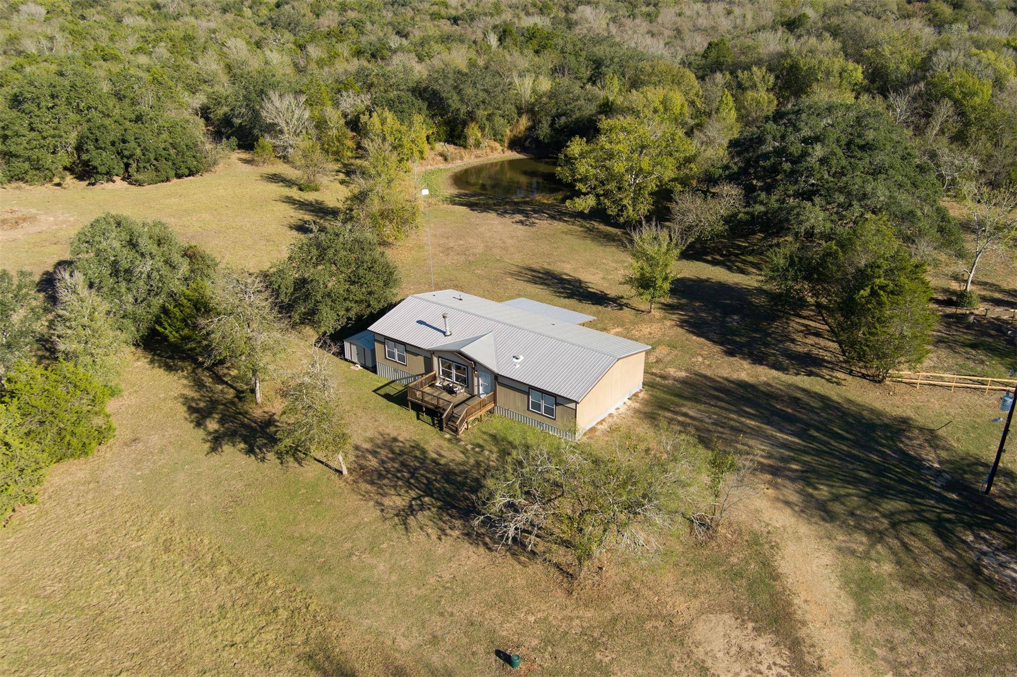 Smithville, TX 78957,421 Krchnak RD