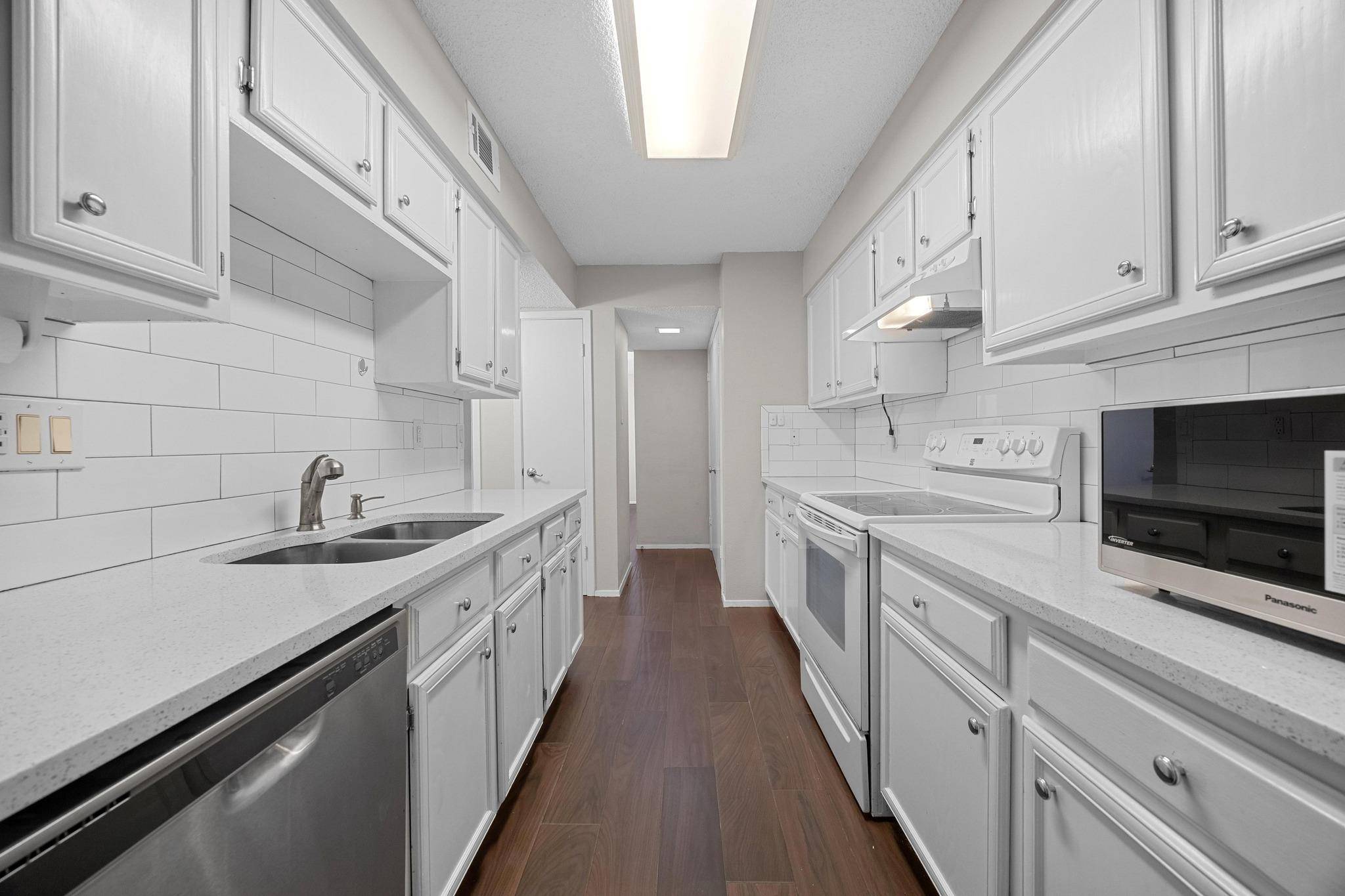 Austin, TX 78759,4159 Steck Ave #106