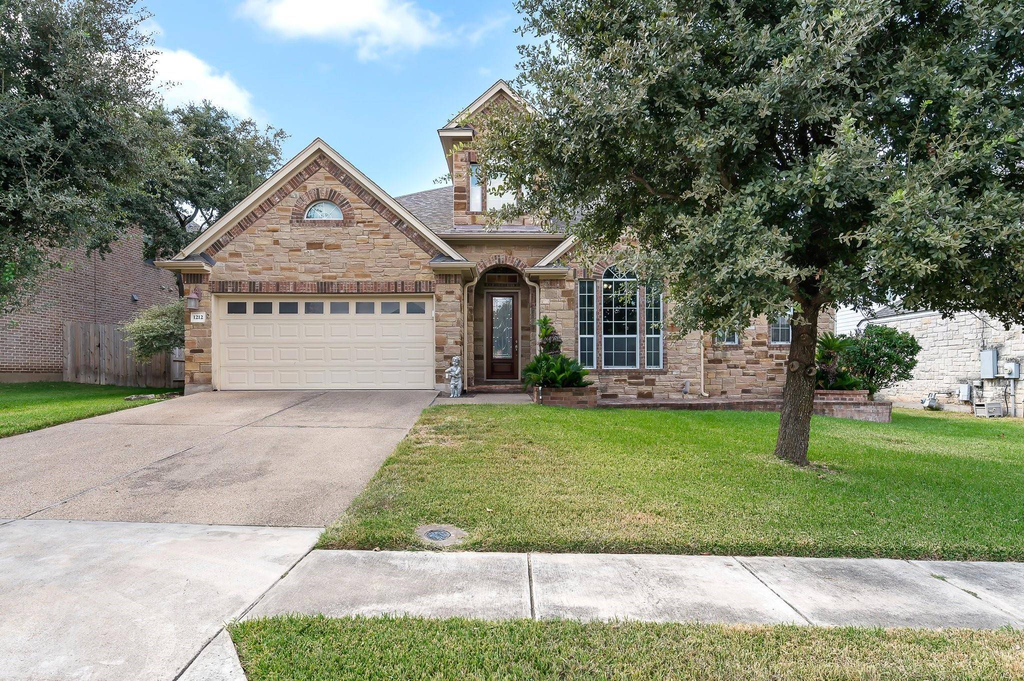 Round Rock, TX 78665,1212 Pine Forest CIR