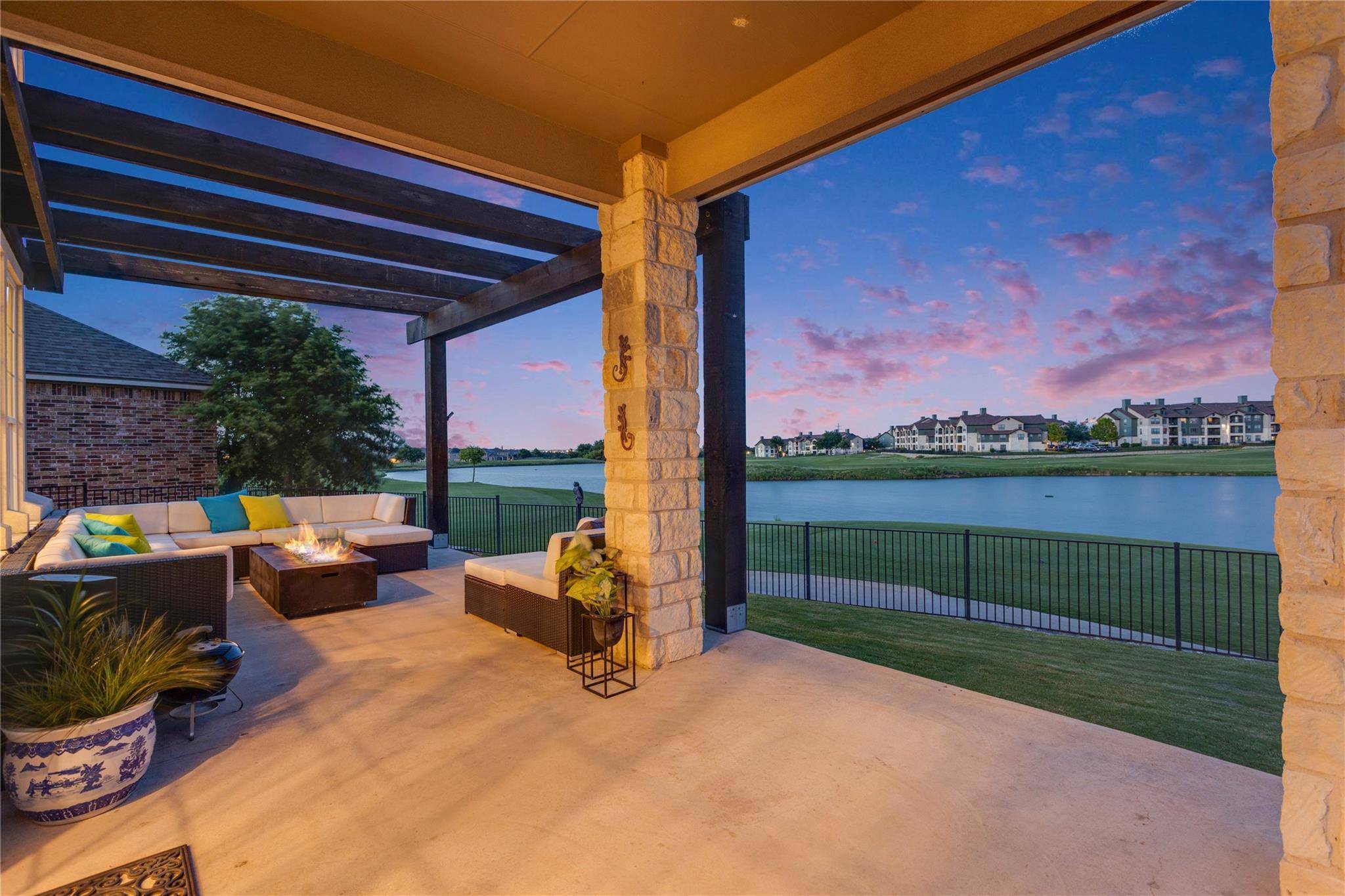 Hutto, TX 78634,206 Danish DR
