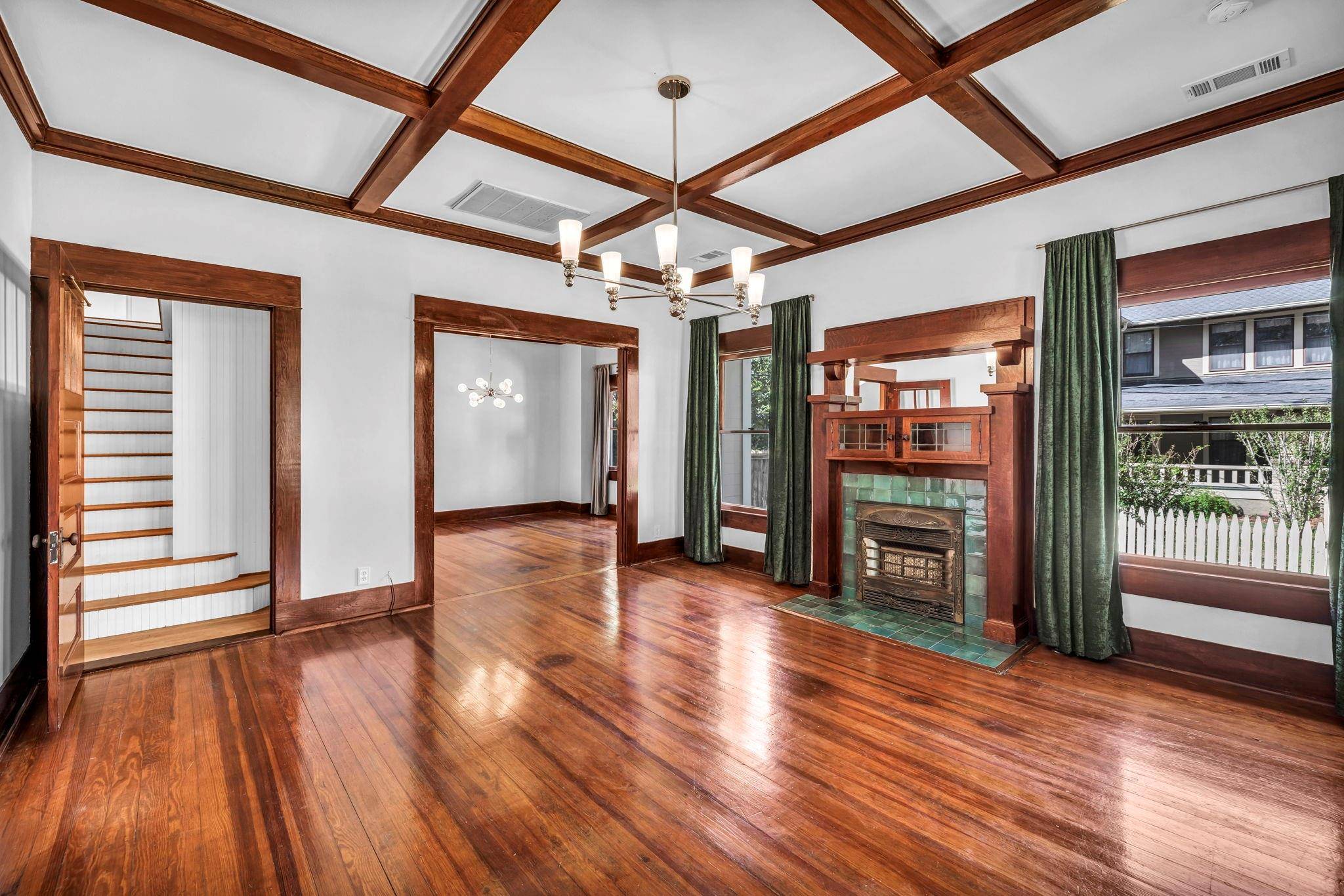 Georgetown, TX 78626,1806 S Main ST
