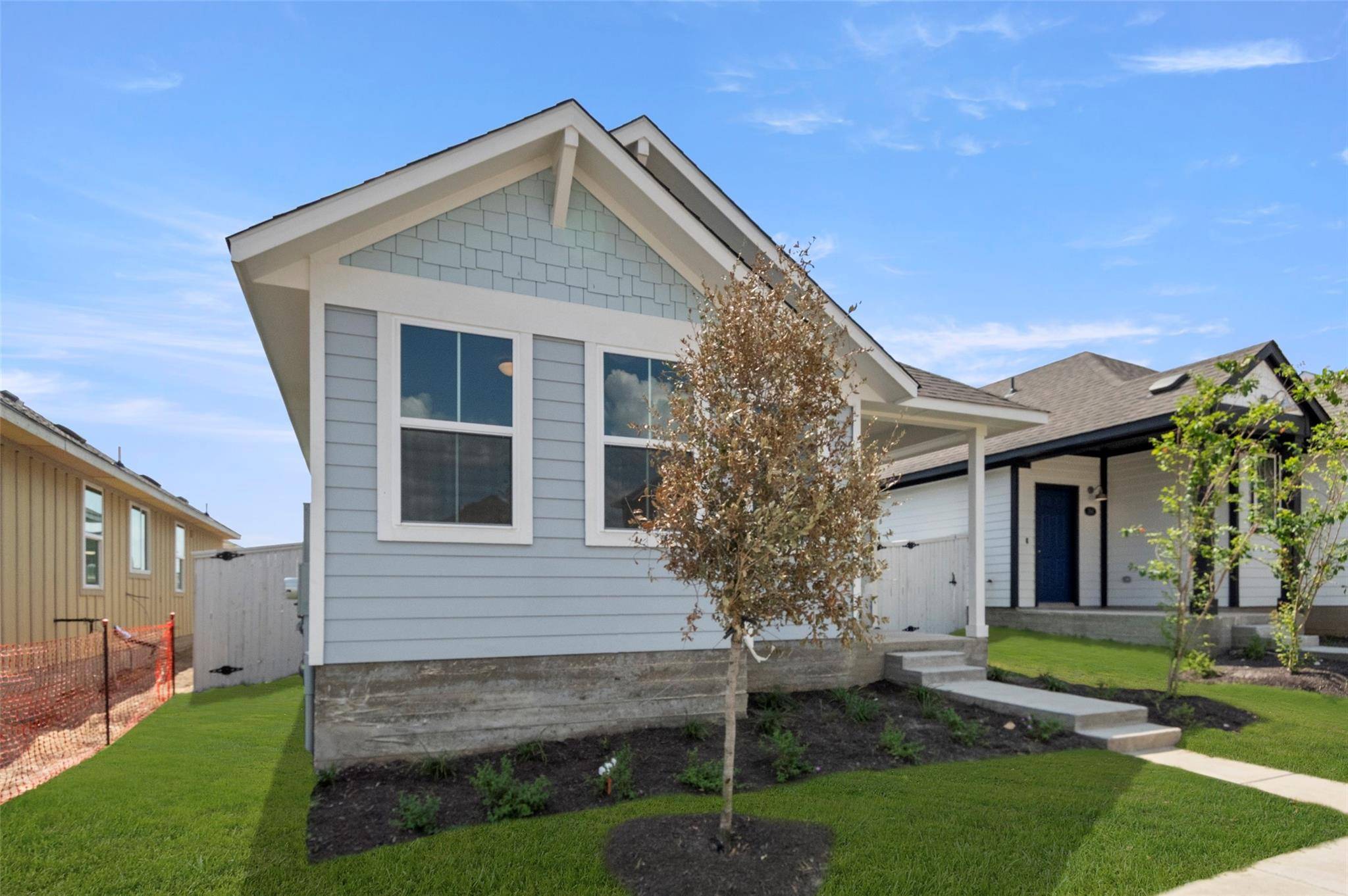 Elgin, TX 78621,168 Daylily DR