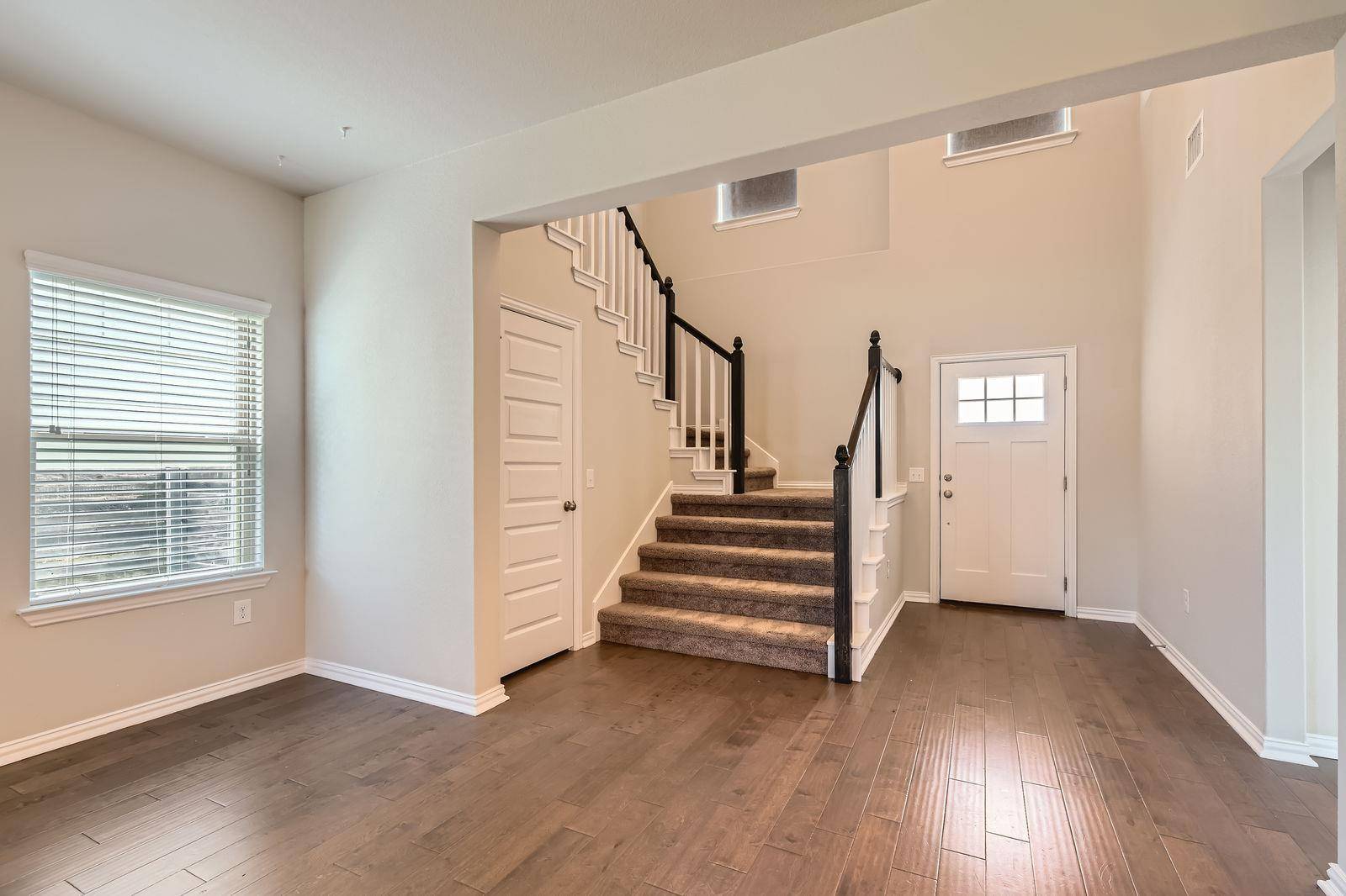 Austin, TX 78747,8817 Slater DR
