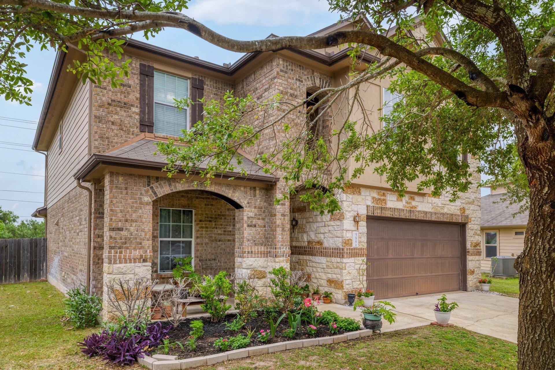 Kyle, TX 78640,588 Bottle Brush DR