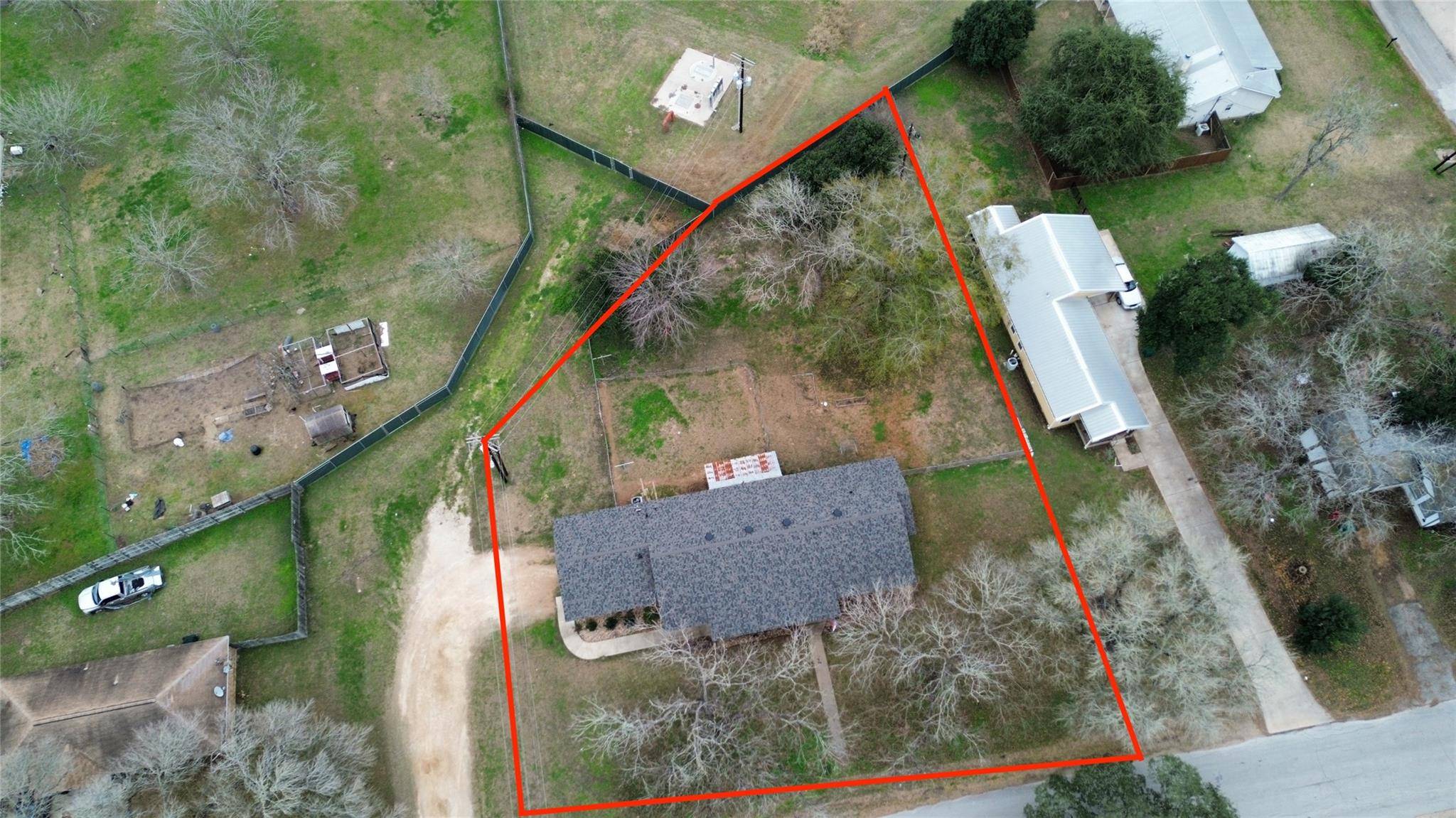 Smithville, TX 78957,504 Marburger ST