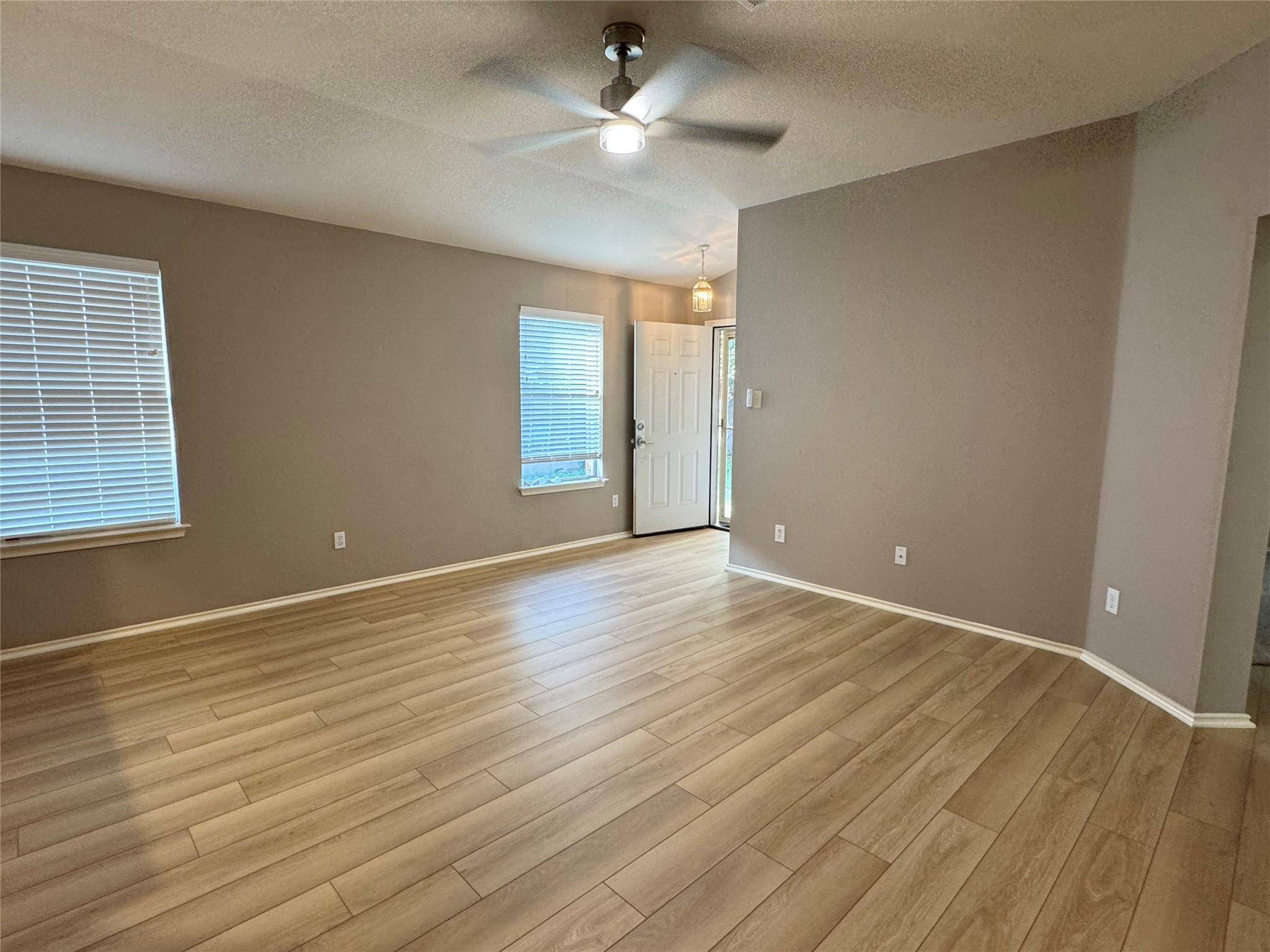 Leander, TX 78641,1007 Barclay DR