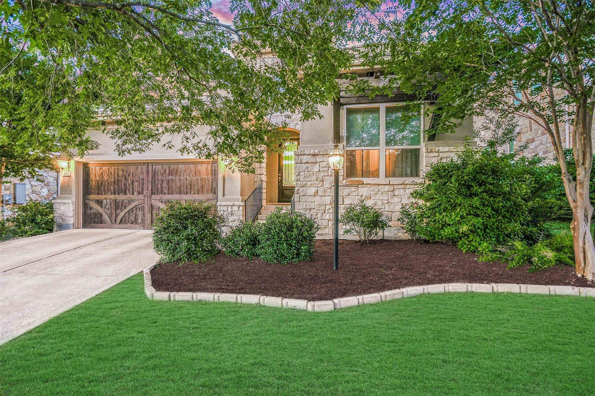 Austin, TX 78738,203 Maxwell WAY