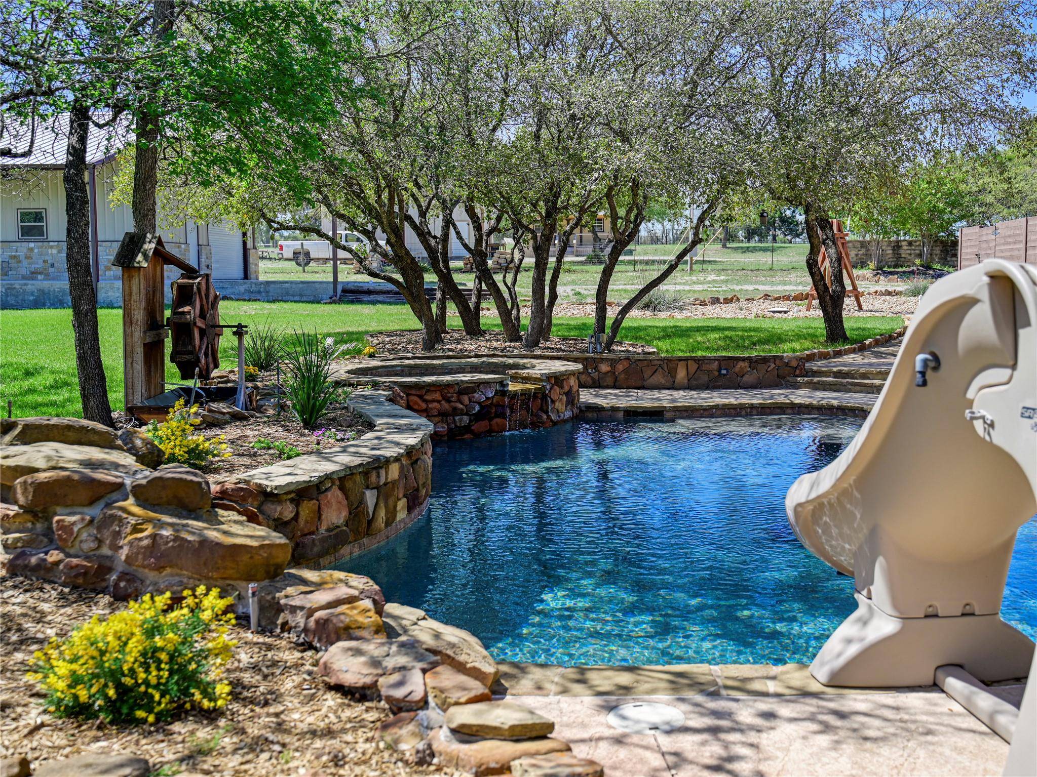 Liberty Hill, TX 78642,110 Pinto RUN
