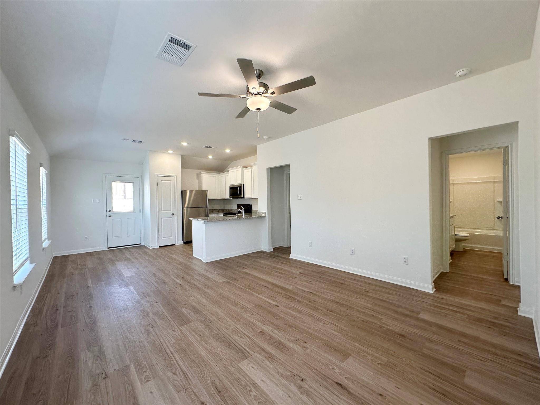 Jarrell, TX 76537,104 Paradise Canyon DR