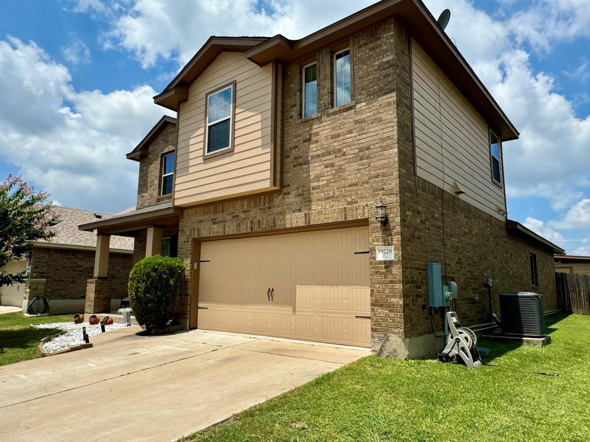 Pflugerville, TX 78660,19228 Mangan WAY